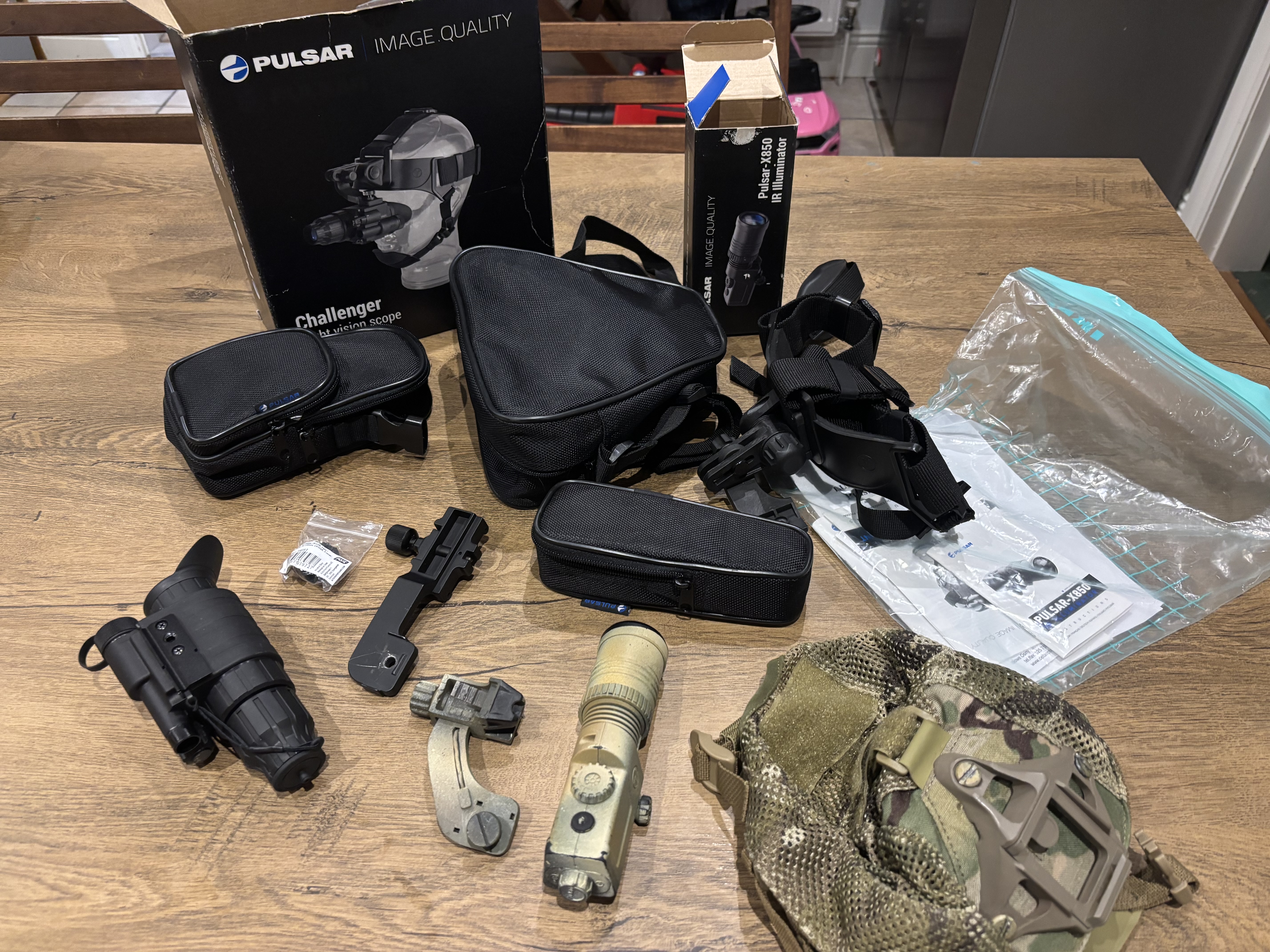 Noktowizor PULSAR NV CHALLENGER GS 1x20 1+