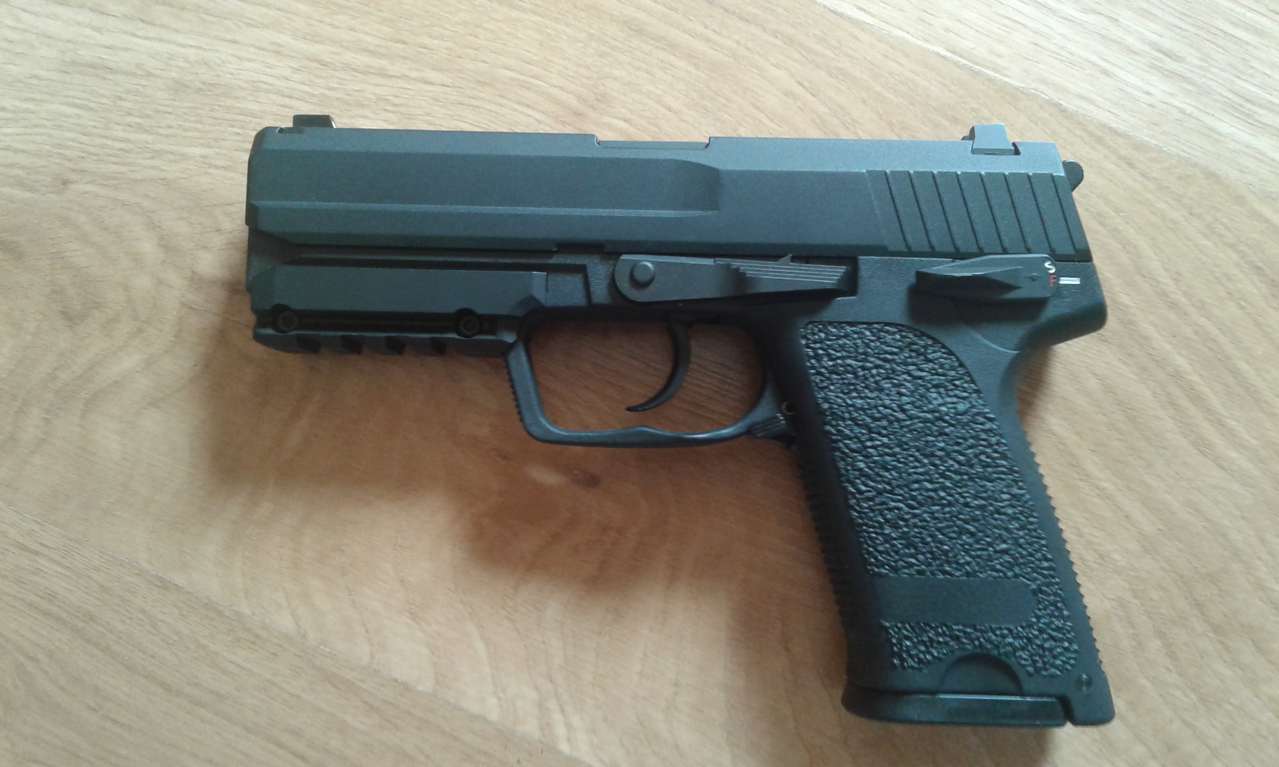 HK USP, SRC, jak NOWY