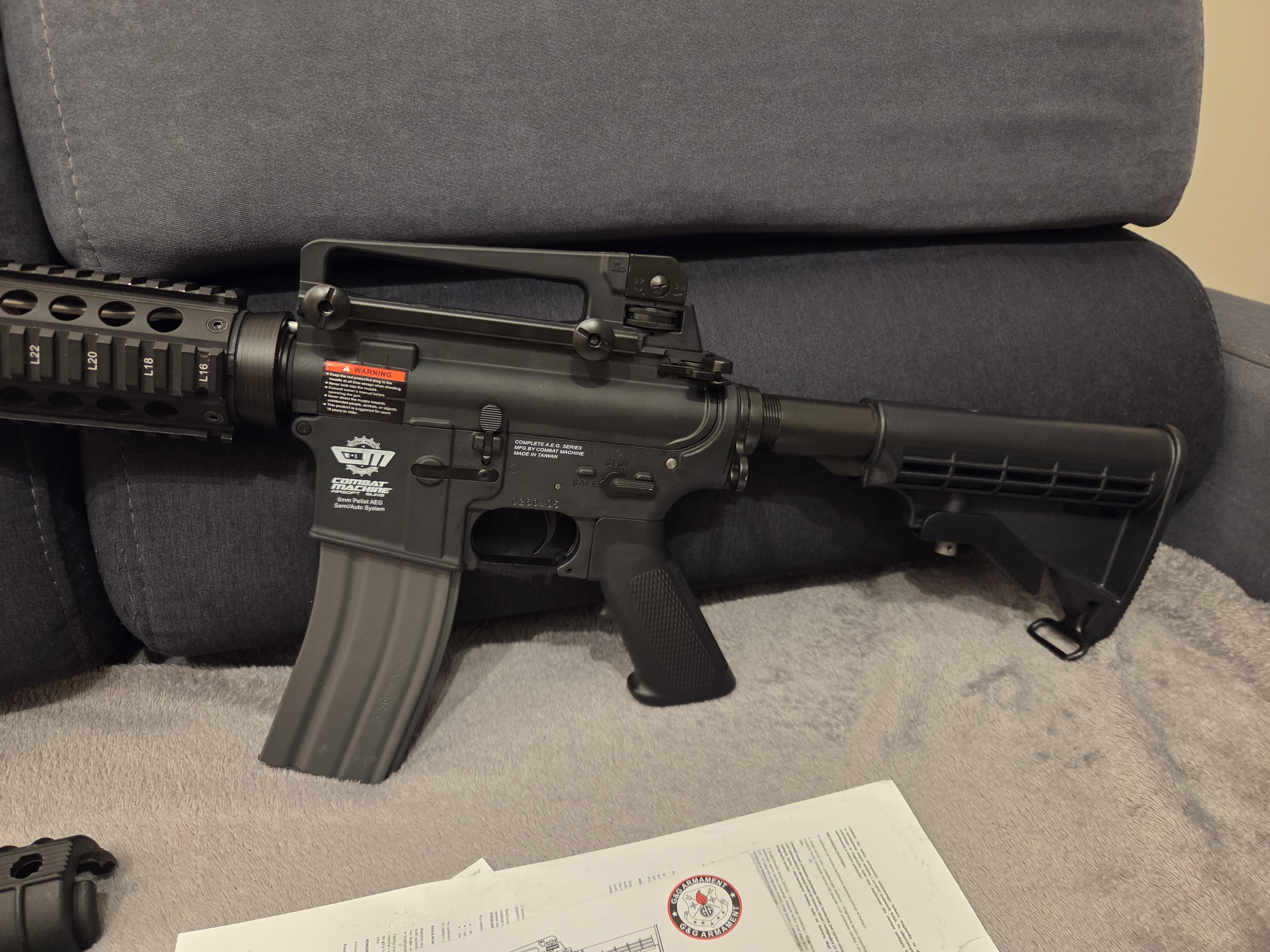 CM16 Carbine M4A1/Ris G&G 1.4 J jak nowa