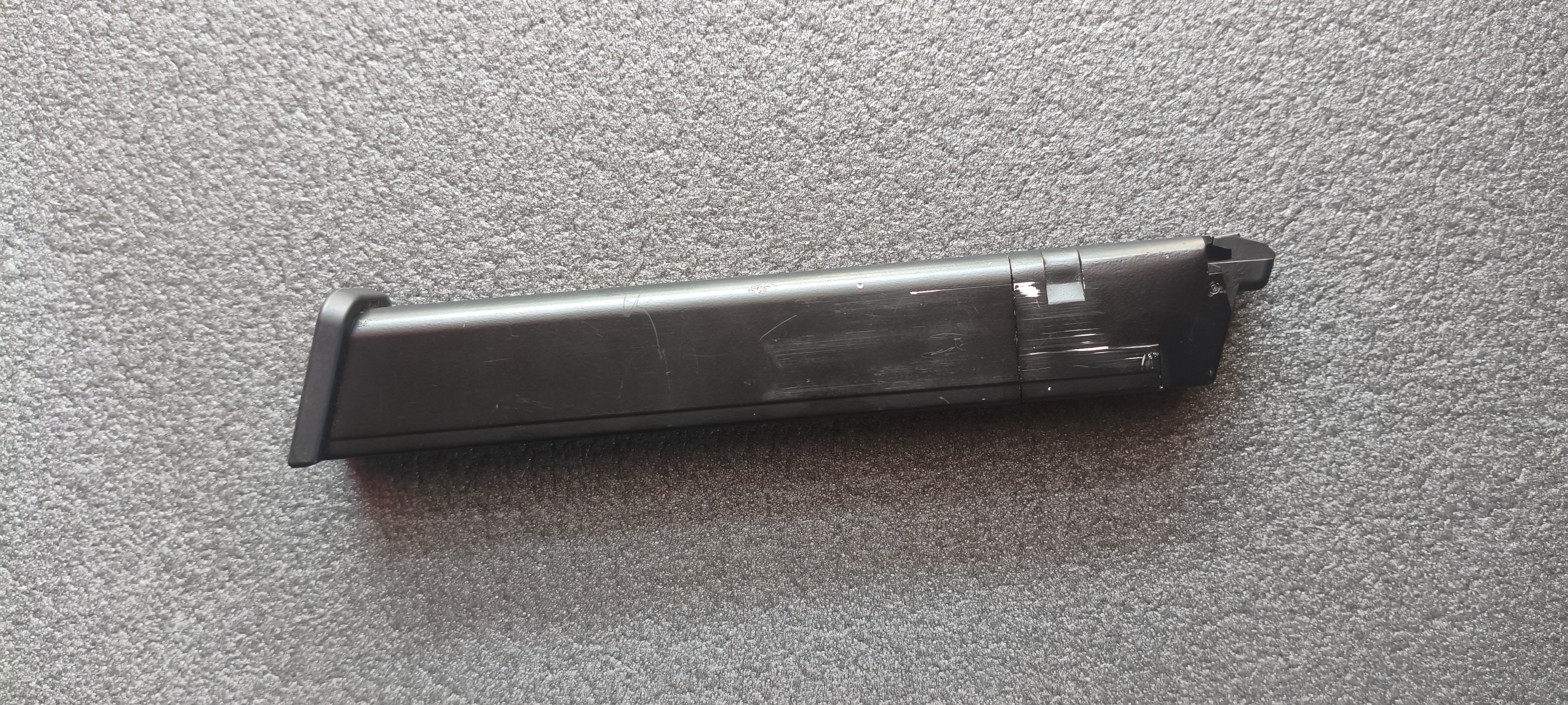 AAP-01 - 2 magazynki (23 + 50 kulek)
