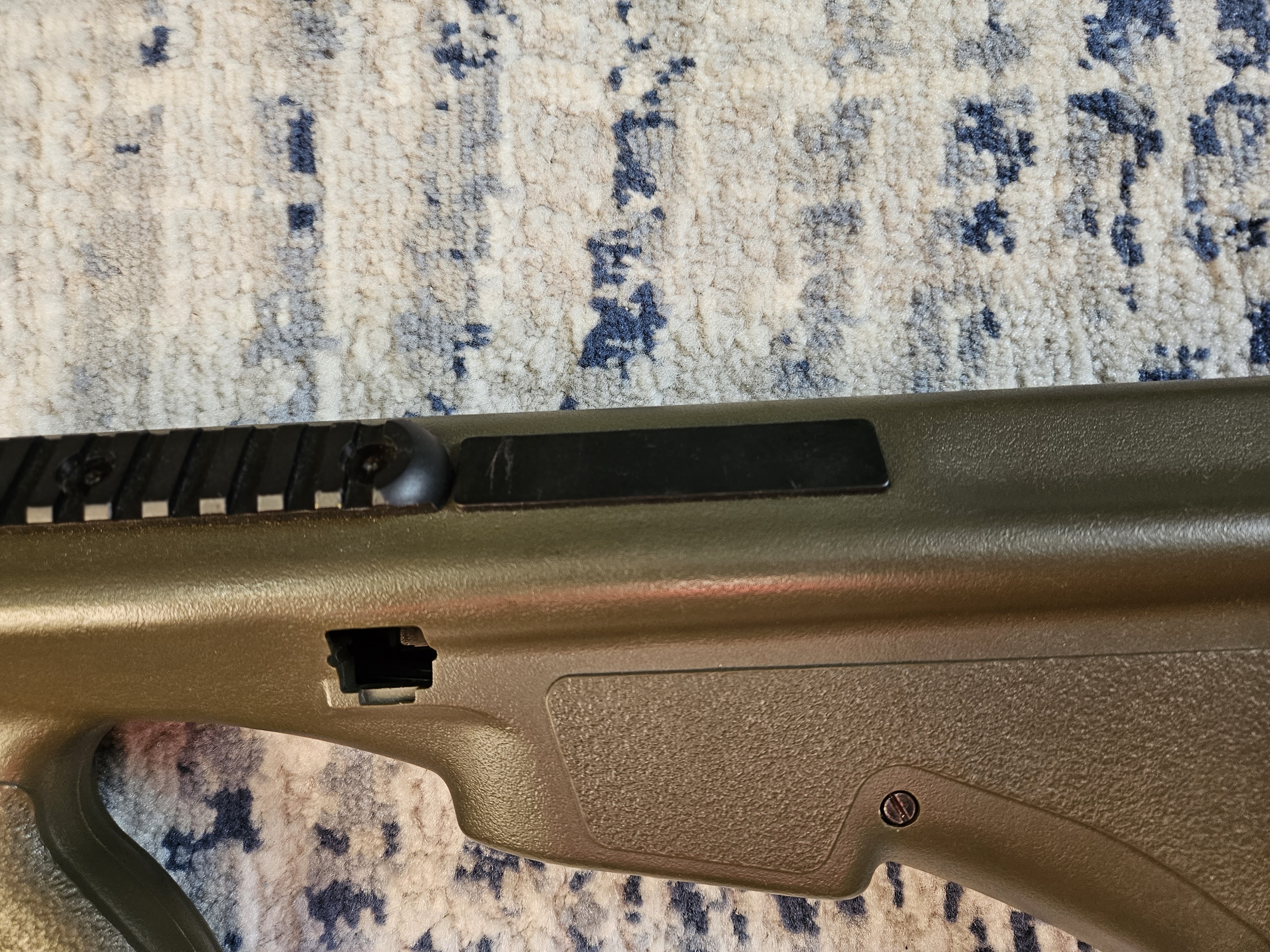 Korpus, body AUG GFC olive stan BDB