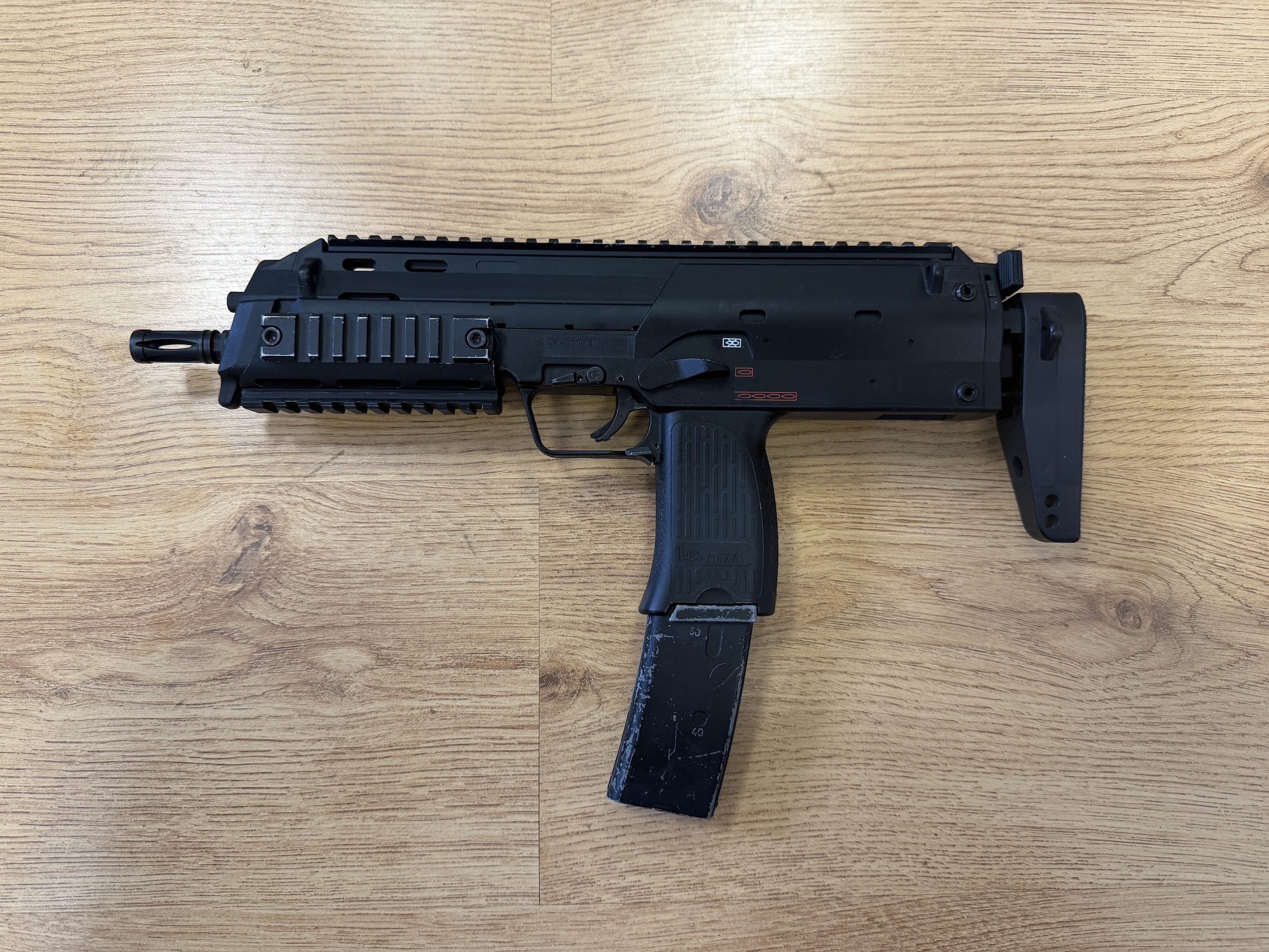 Pistolet maszynowy ASG MP7 A1 GBB Umarex/VFC 3xRIS Świetna baza pod HP