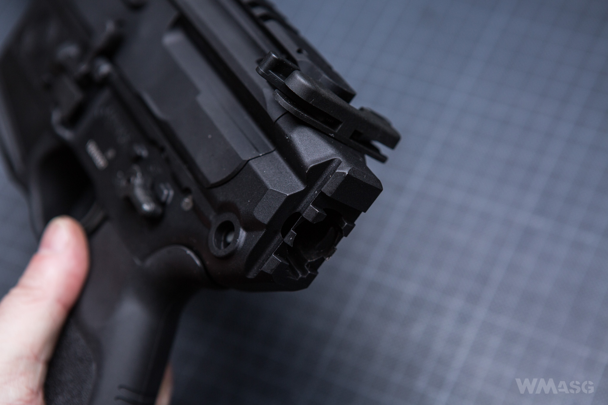 Sig ProForce MCX Virtus z zewnątrz