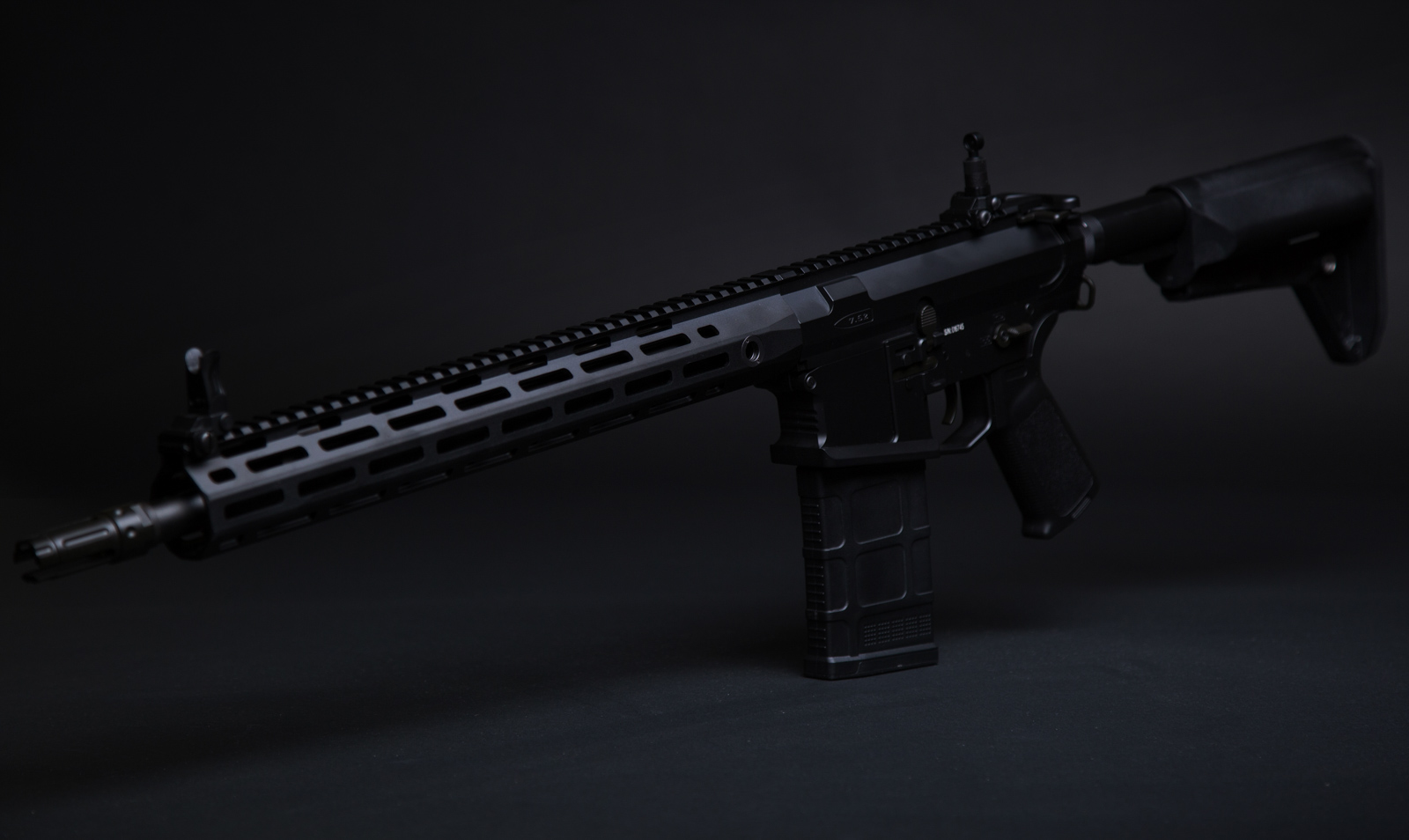 Cyma CM.098A - z zewnątrz