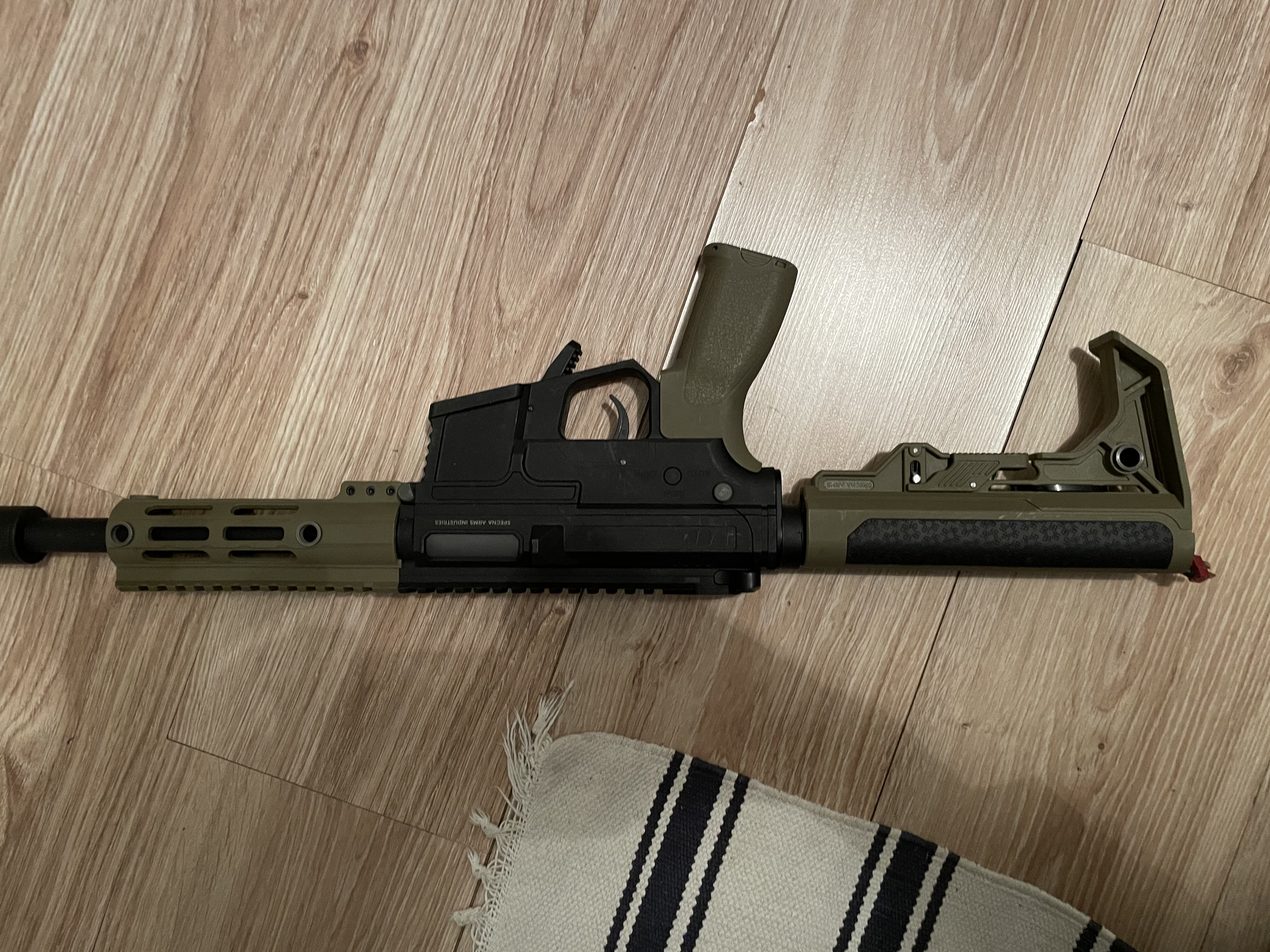 Specna Arms FX-01 Flex half tan AR-15, PCC