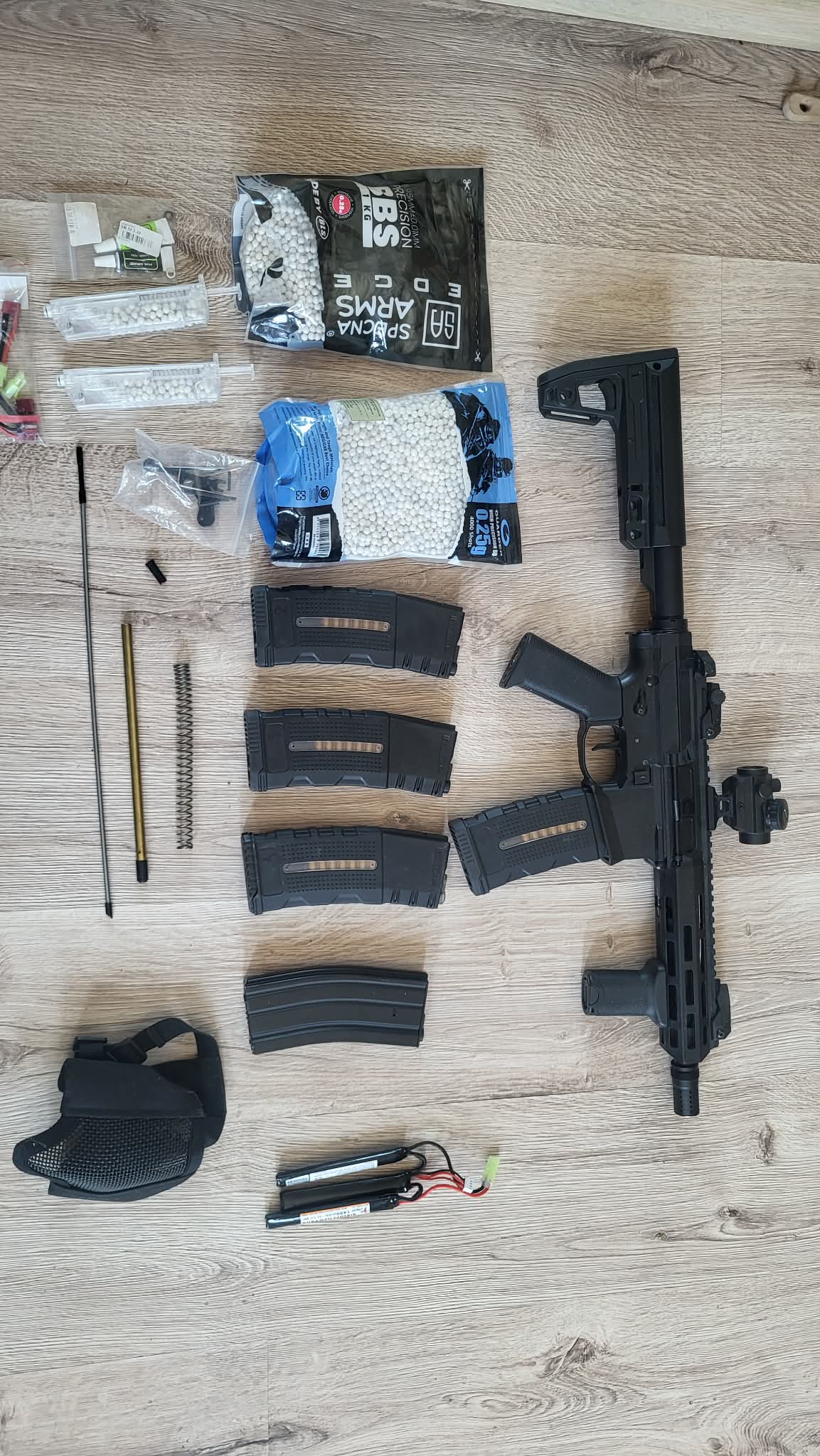 Replika ASG Double Eagle m904e po tuningu z masą dodatków