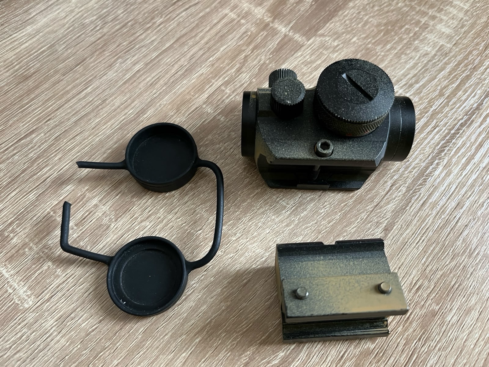 Replika kolimatora Theta Optics Compact II