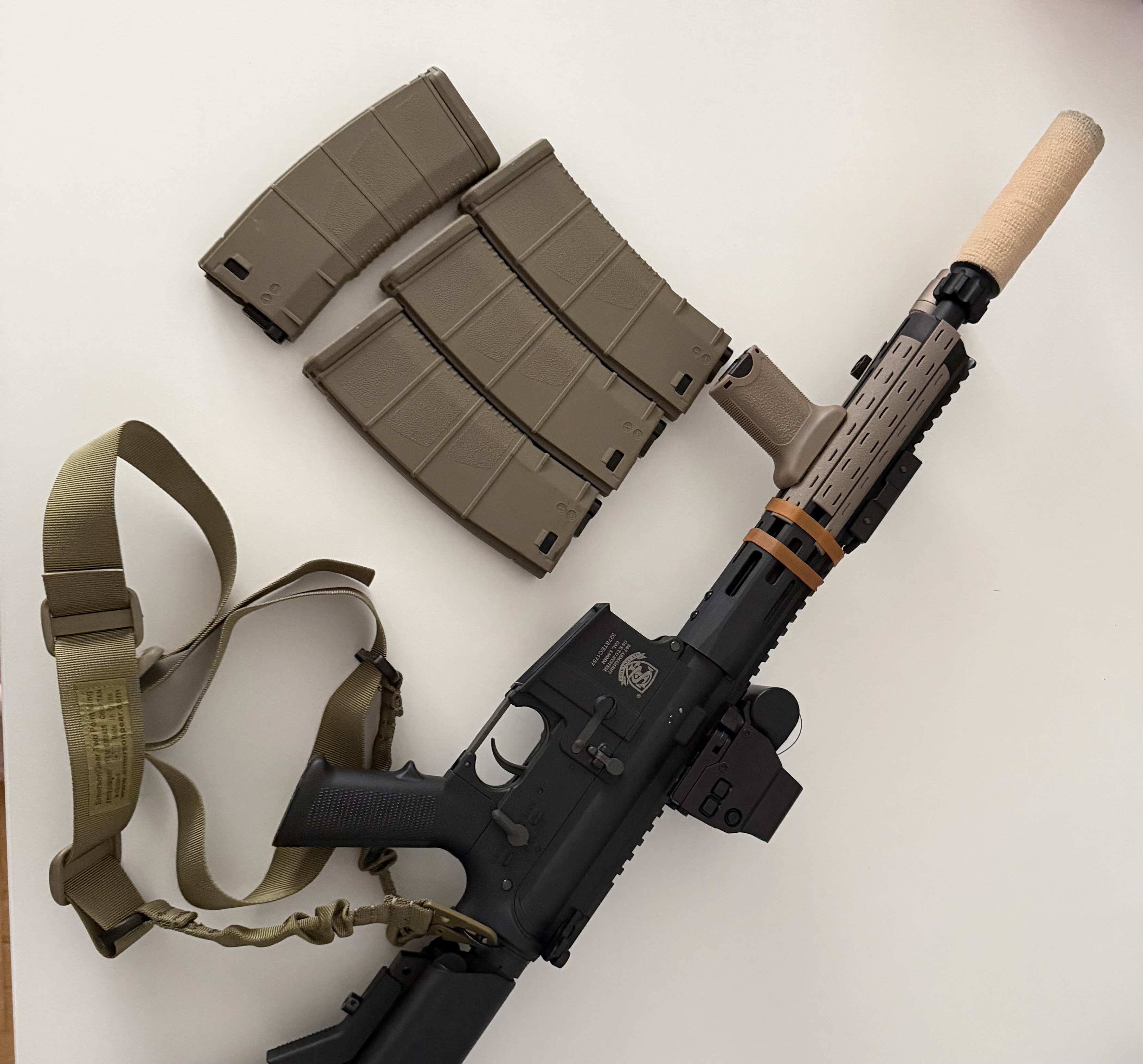 Karabinek m4 od S&T 11,5’’ z akcesoriami