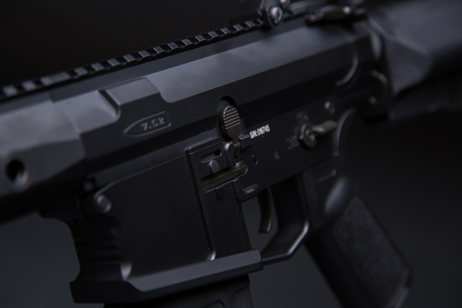 Cyma CM.098A - z zewnątrz