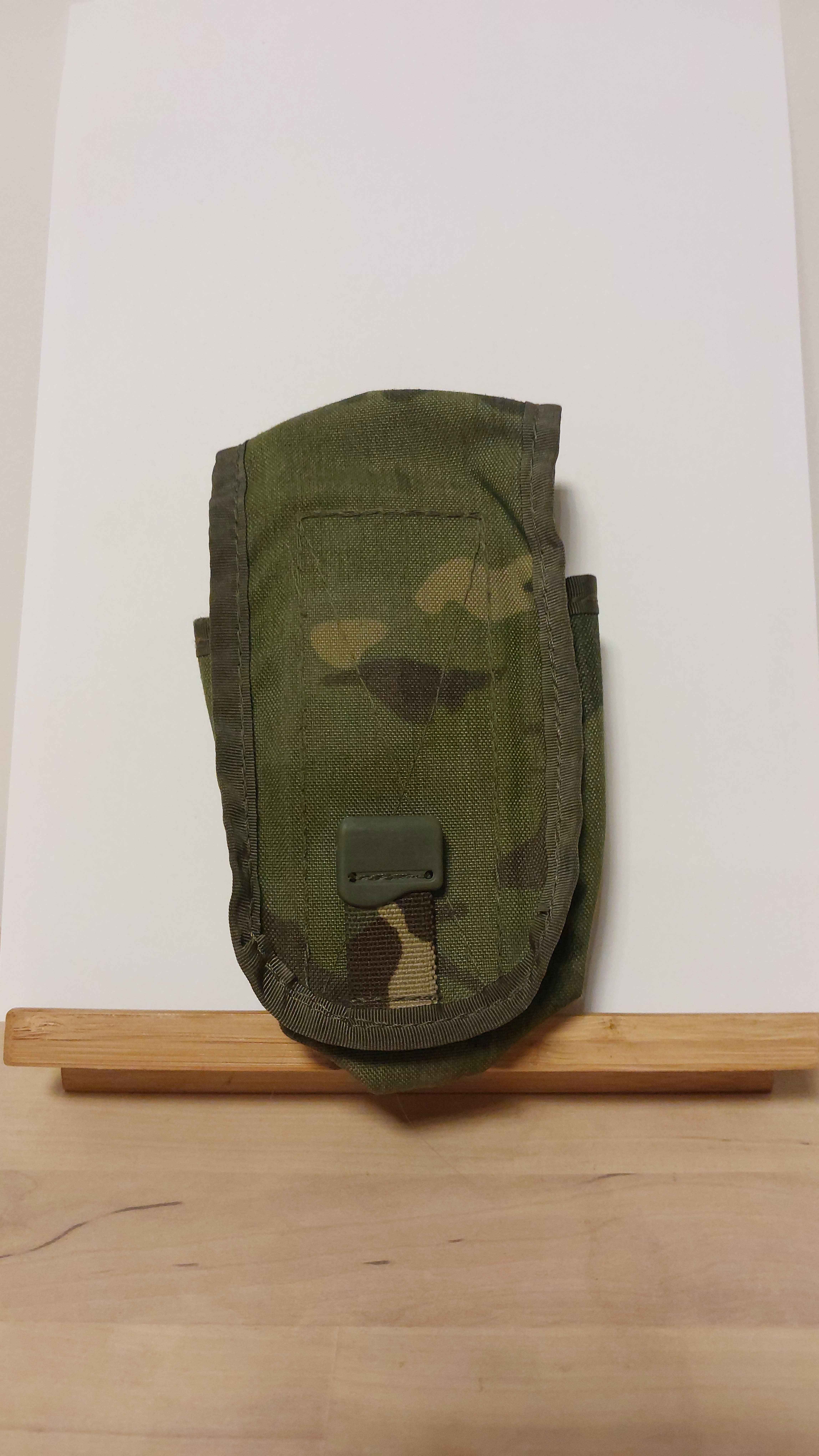 Ładownica kieszeń na granat dymny US MIWO Military - Multicam Tropic