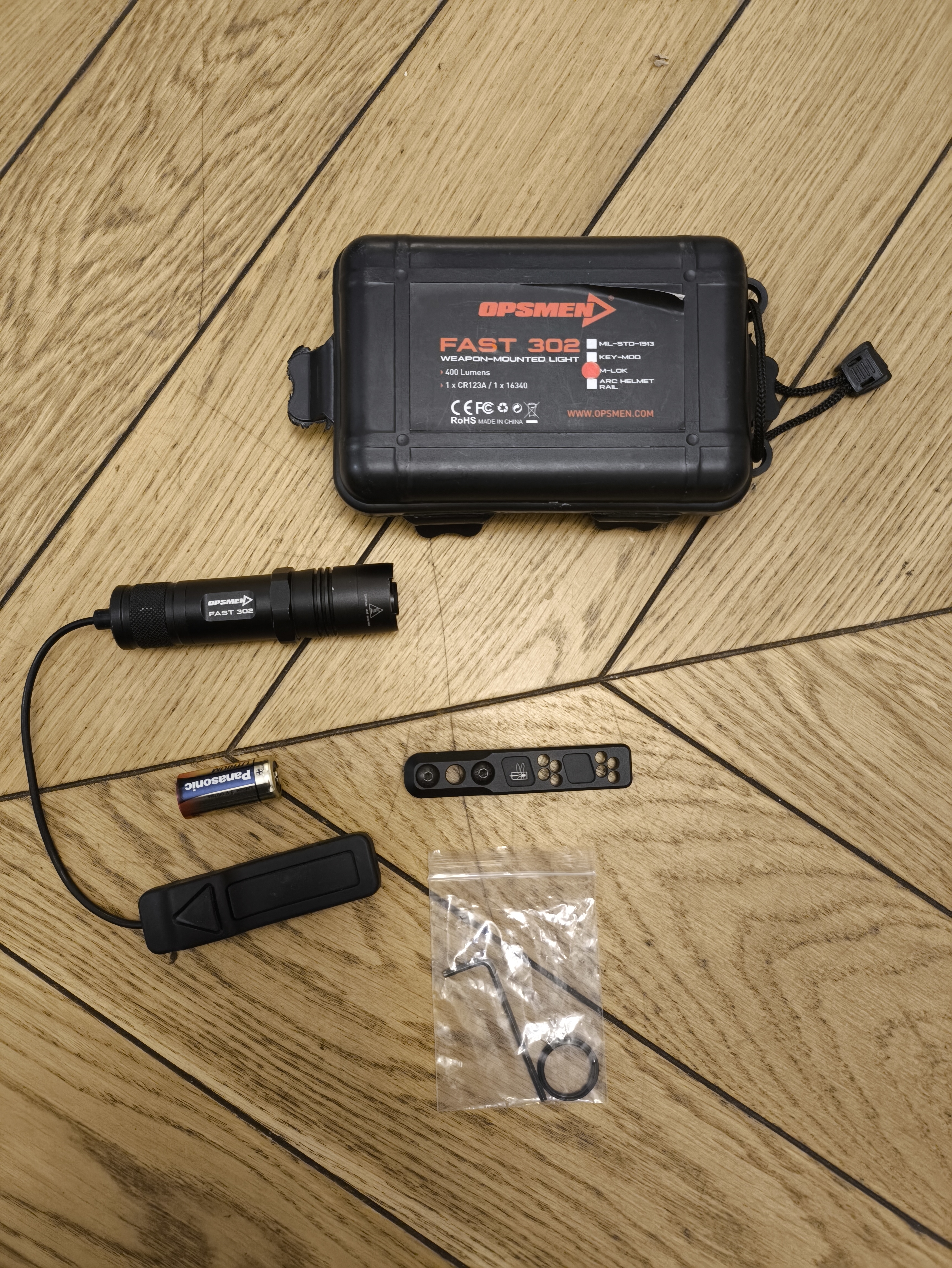 Latarka Opsmen 302+montaż mlok