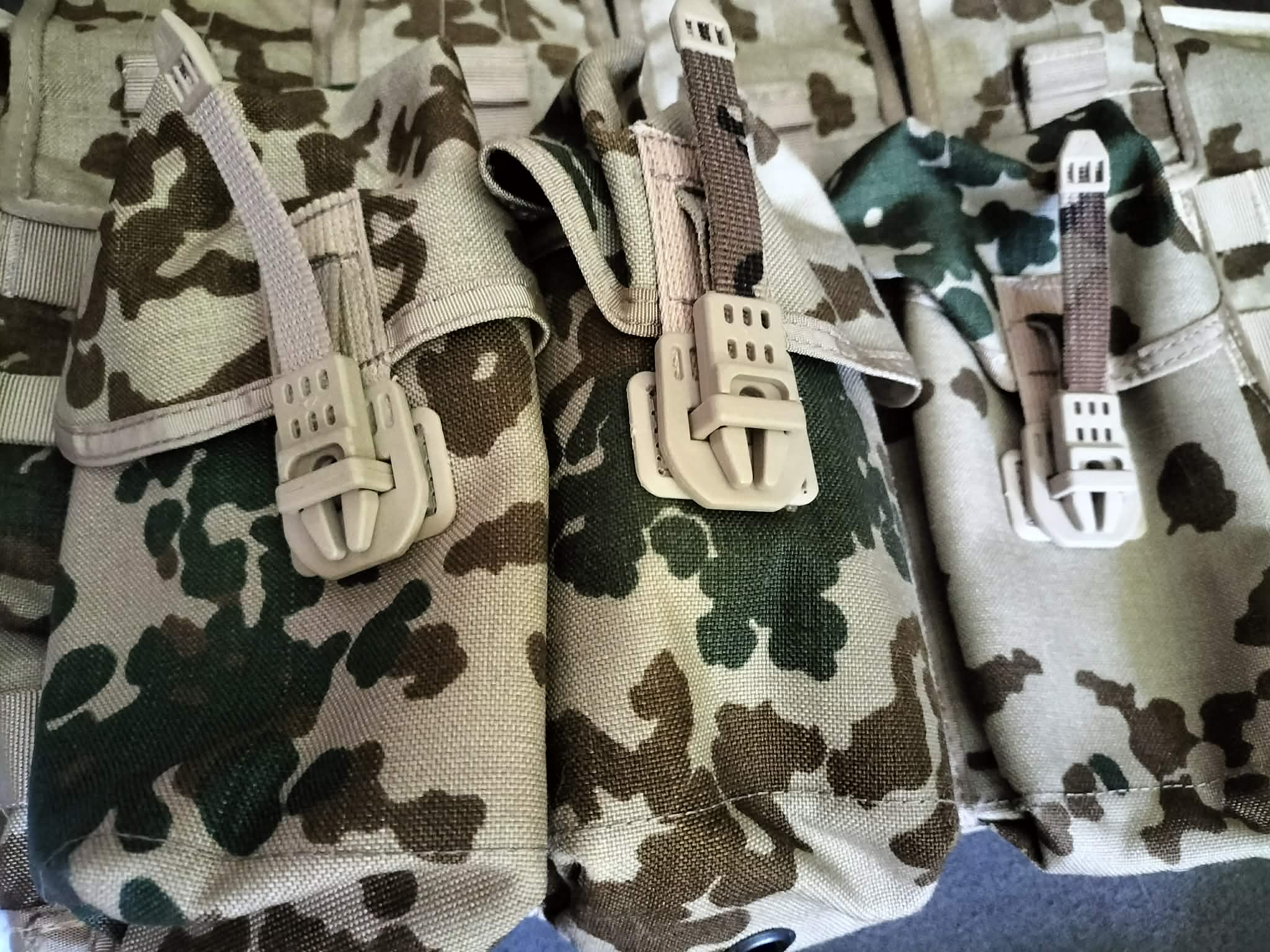 [k] ładownice w systemie molle w kamuflażu tropntarn