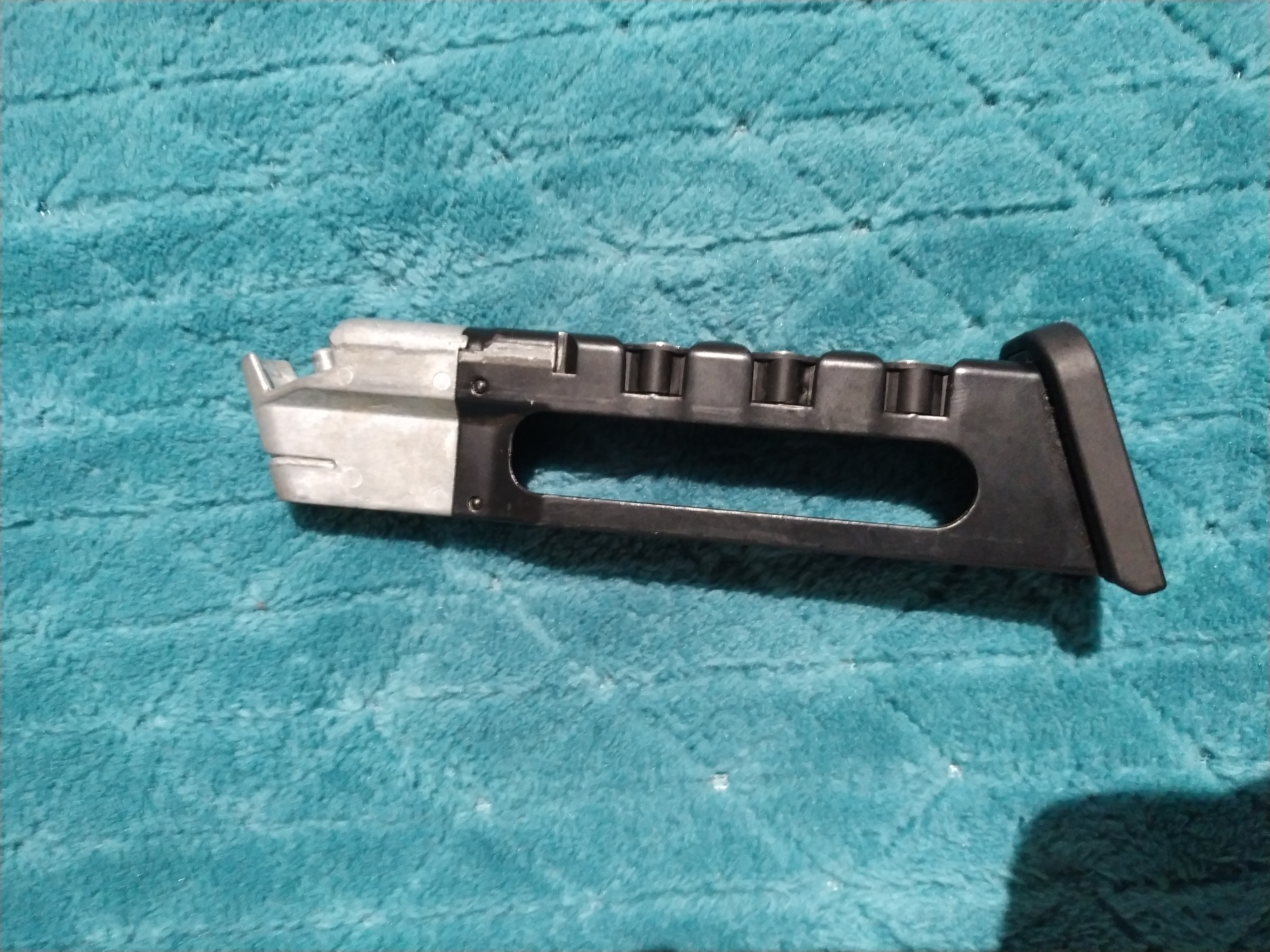 Magazynek Glock 17 blowback 4,5 mm BB/Diabolo C