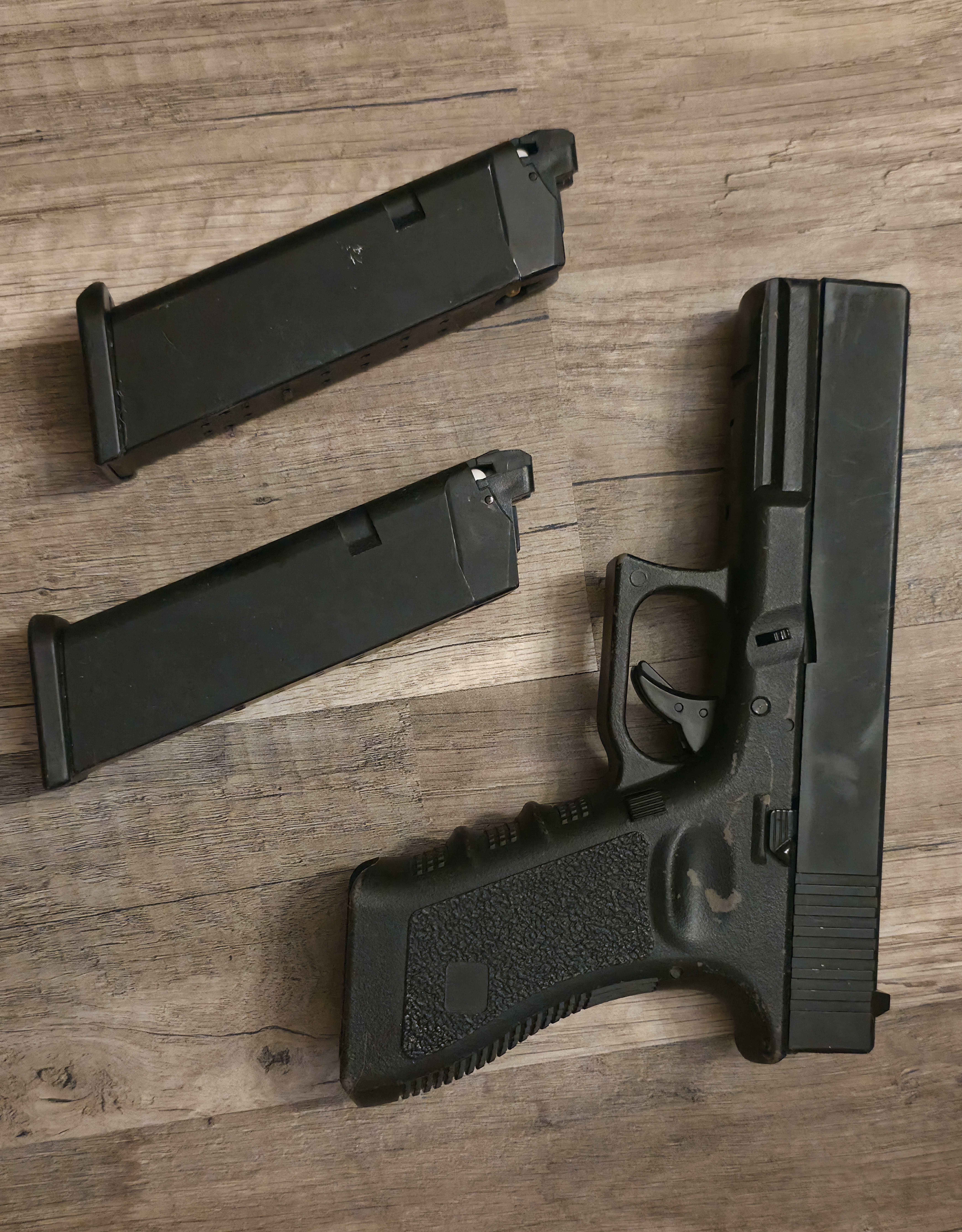 Glock 17 E&C GBB