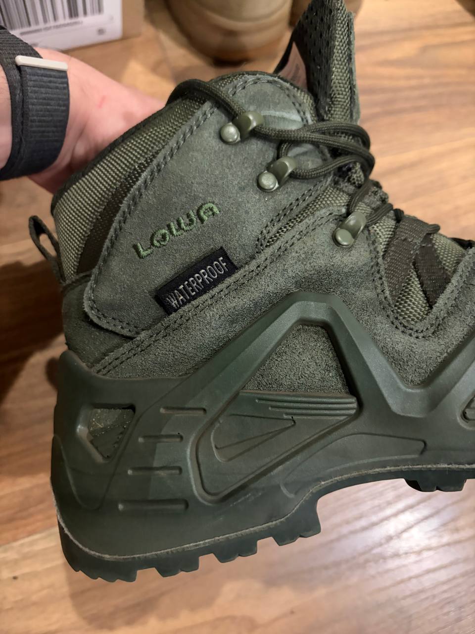 buty trekingowe LOWA