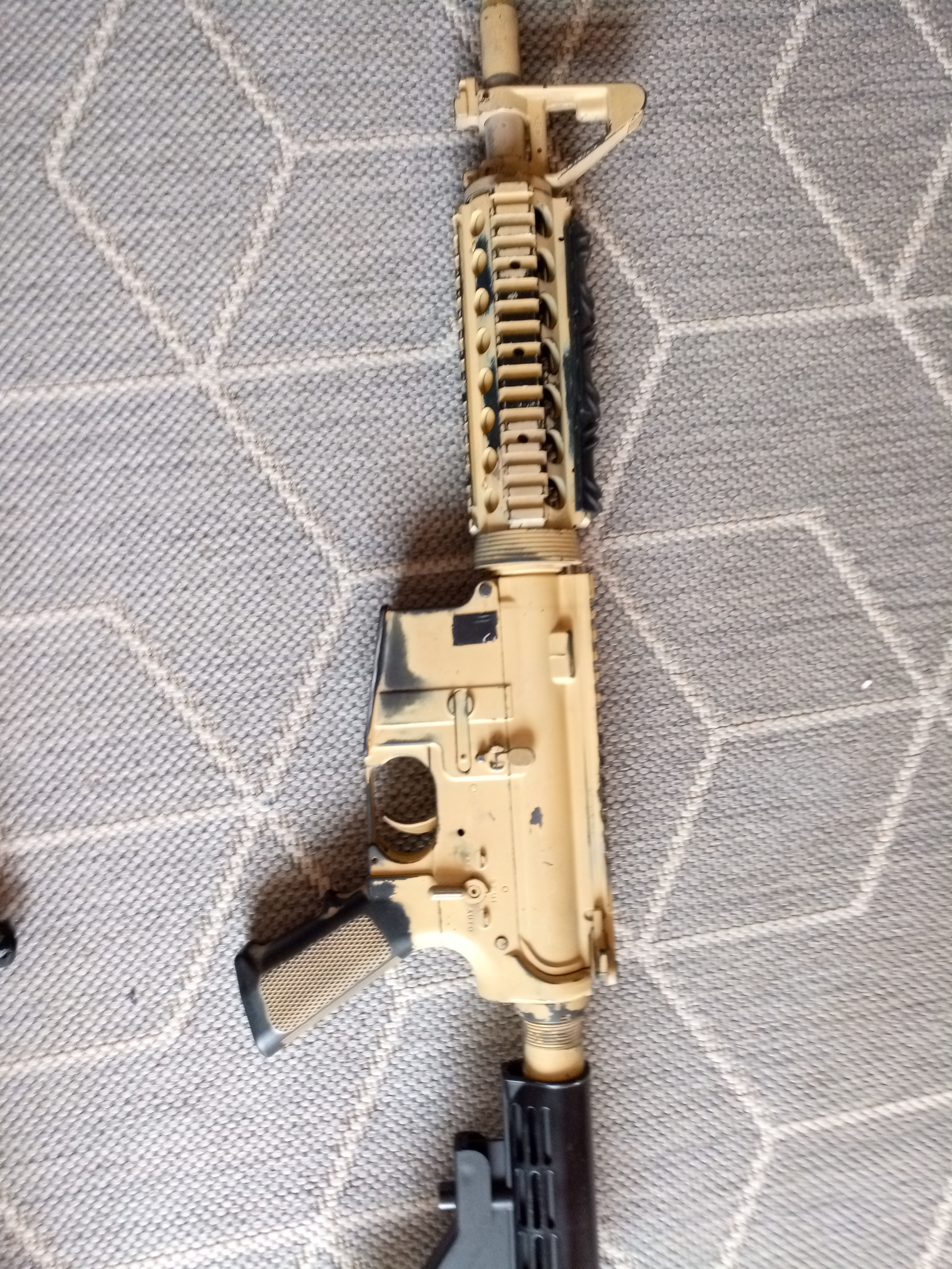 3 repliki m4 E&L