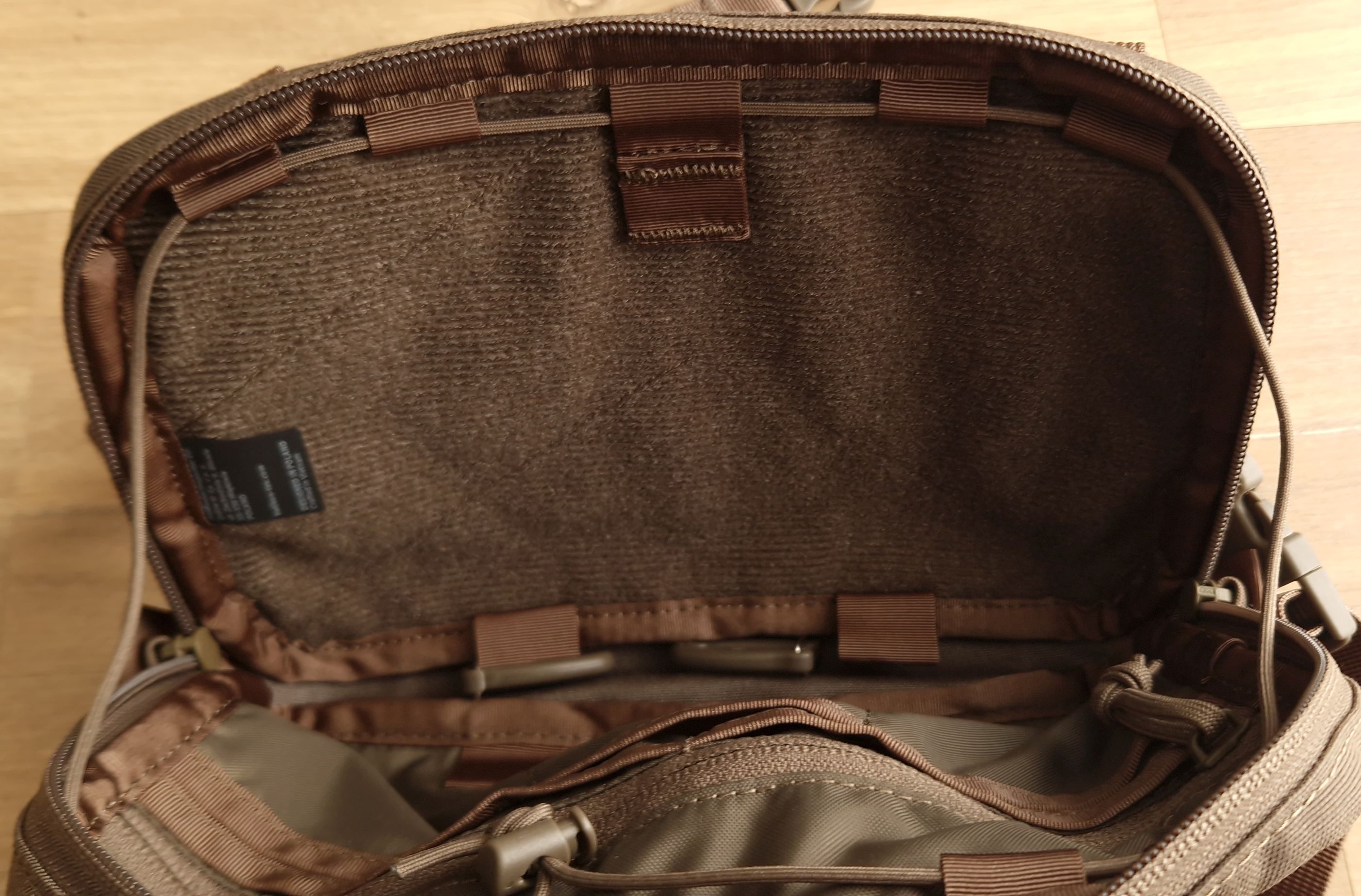 Kamizelka Chest Rig Helikon Numbat Small RAL 7013 Nowy