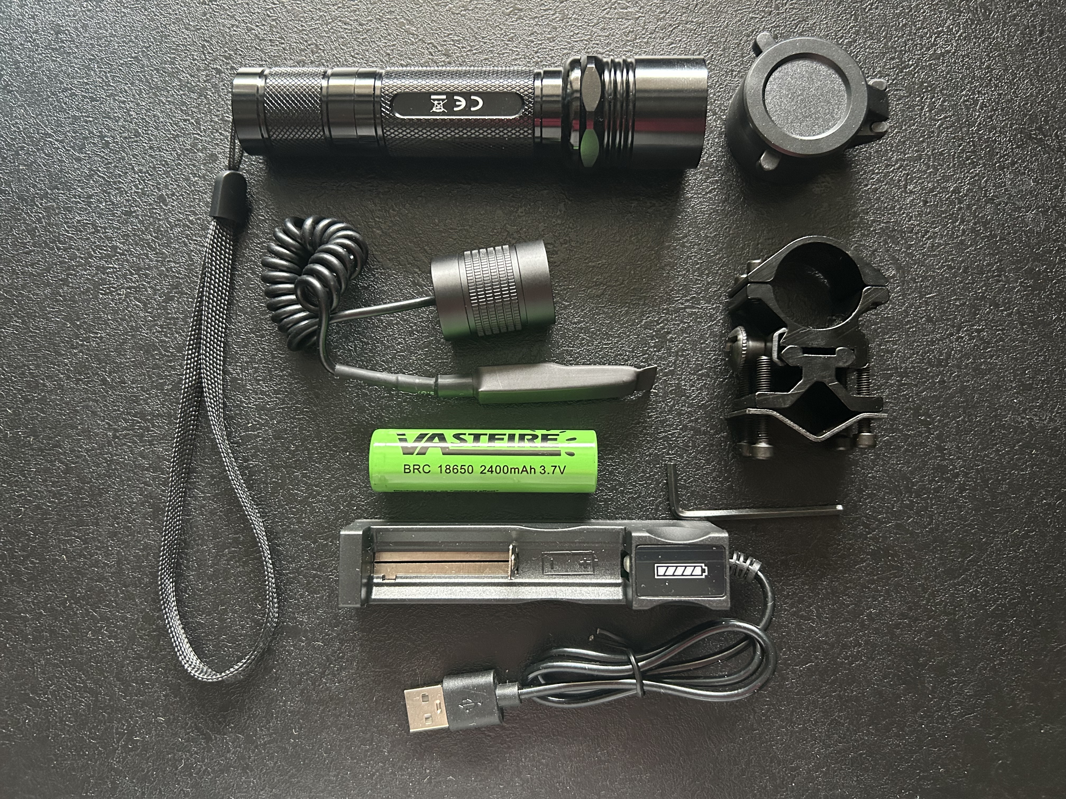Latarka CAR15 CAG Delta GWOT Seals Grom Surefire 6p