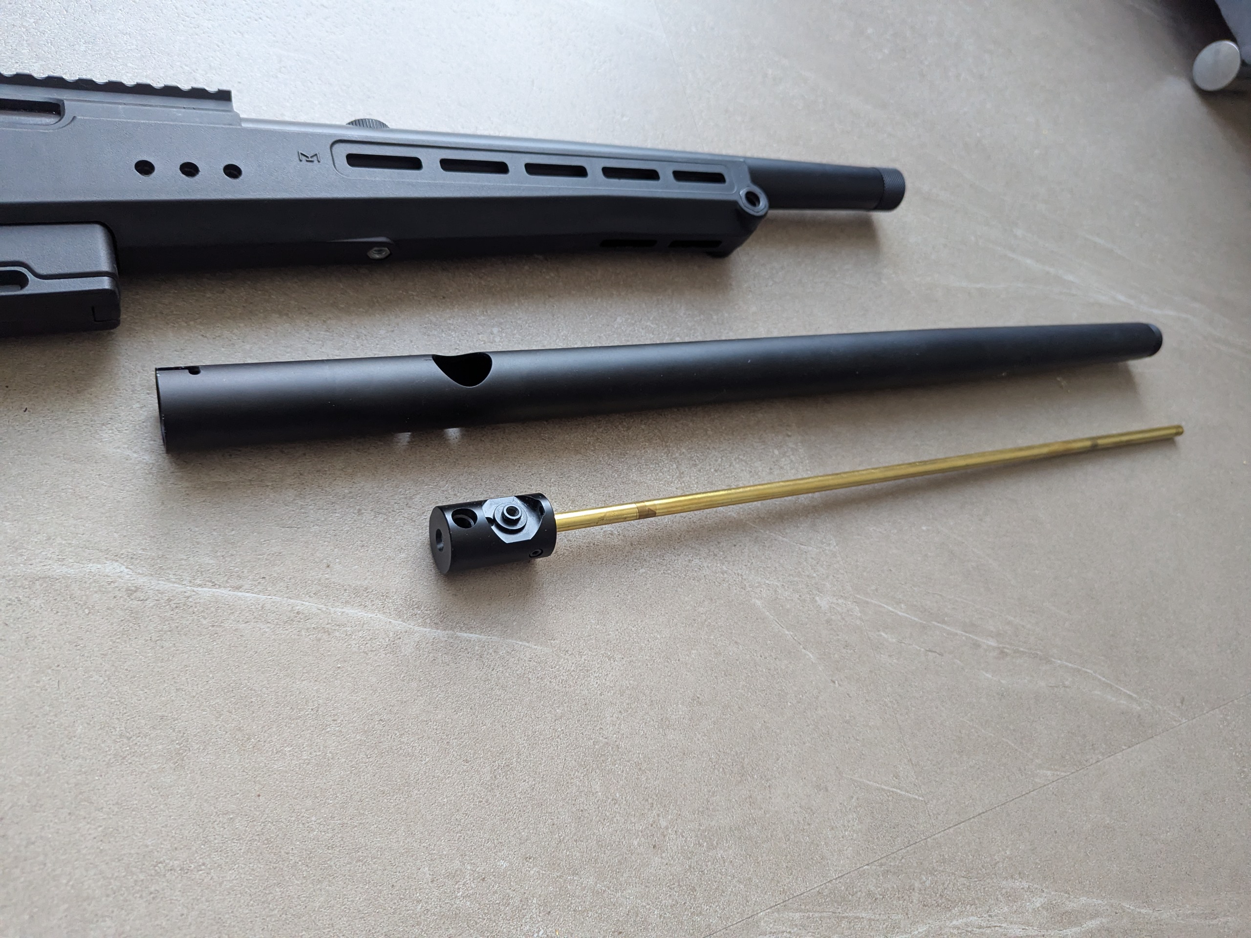 Karabin/ snajperka TAC-41 p Silverback + dodatki