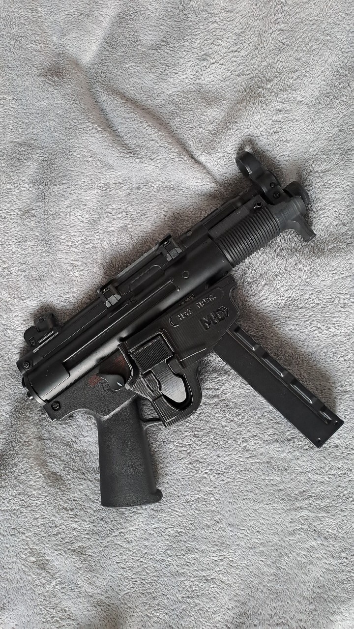 MP5k CYMA (4 magazynki + dodatki!)