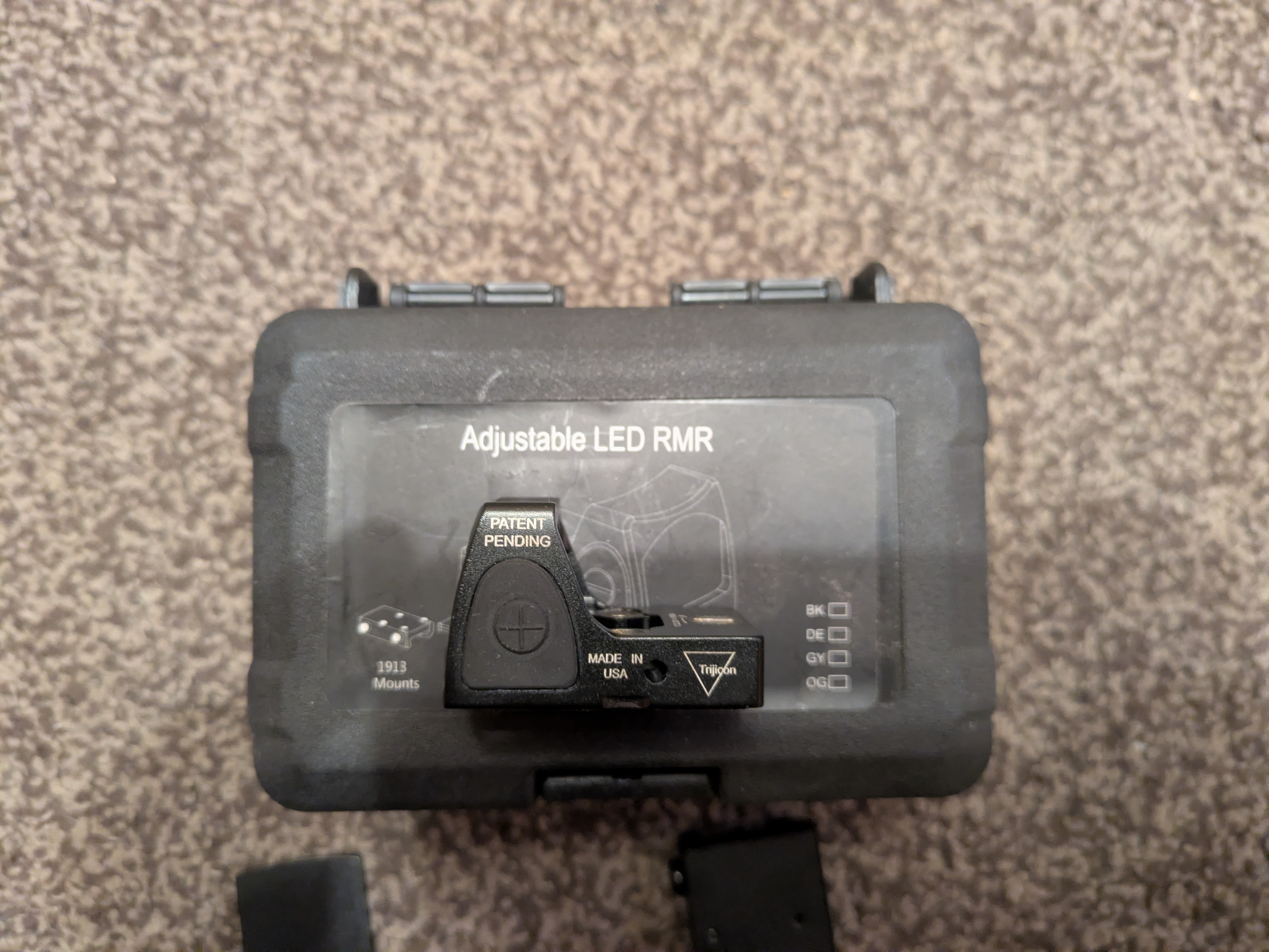 kolimator trijicon rmr