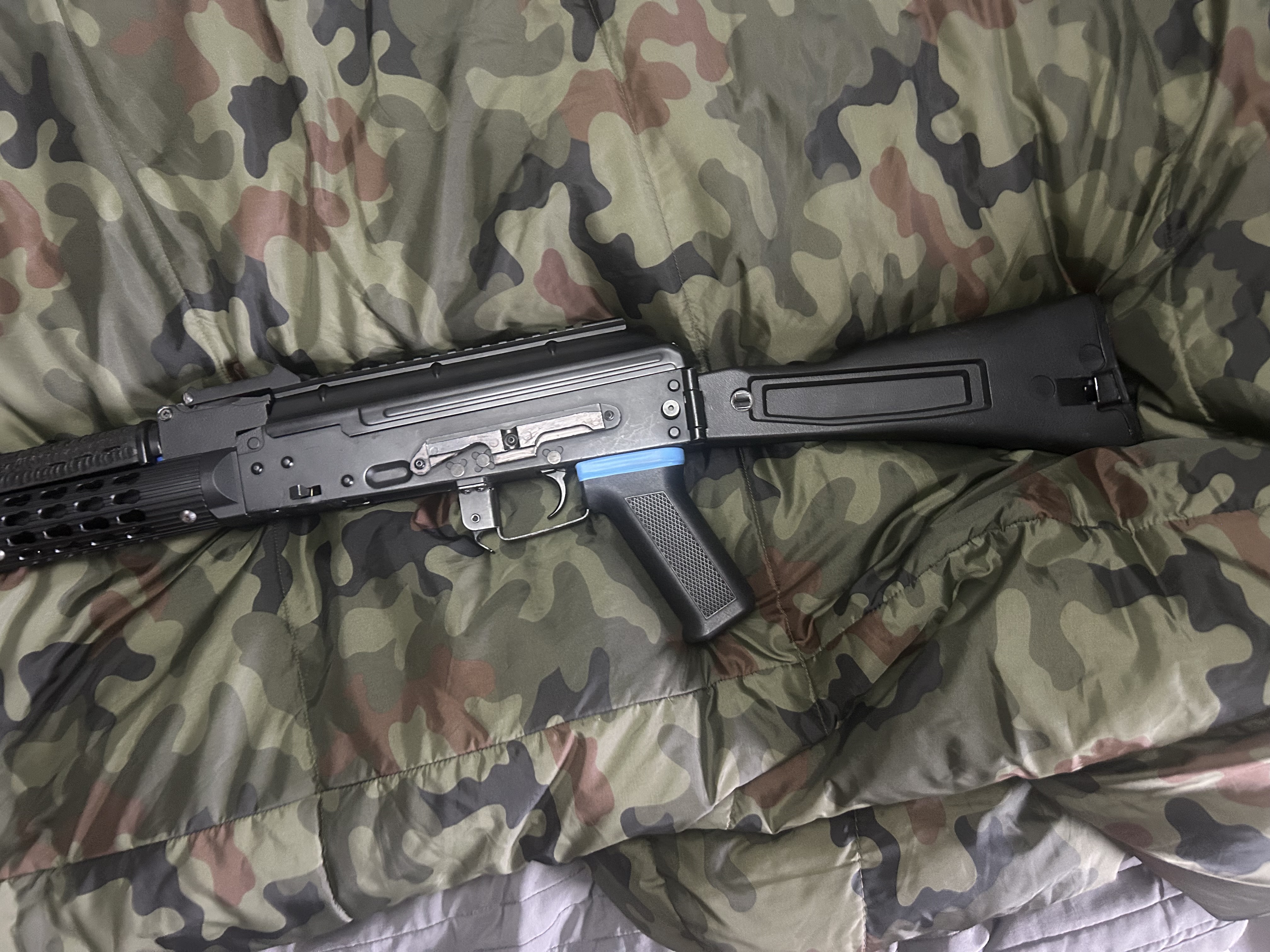 Ak104