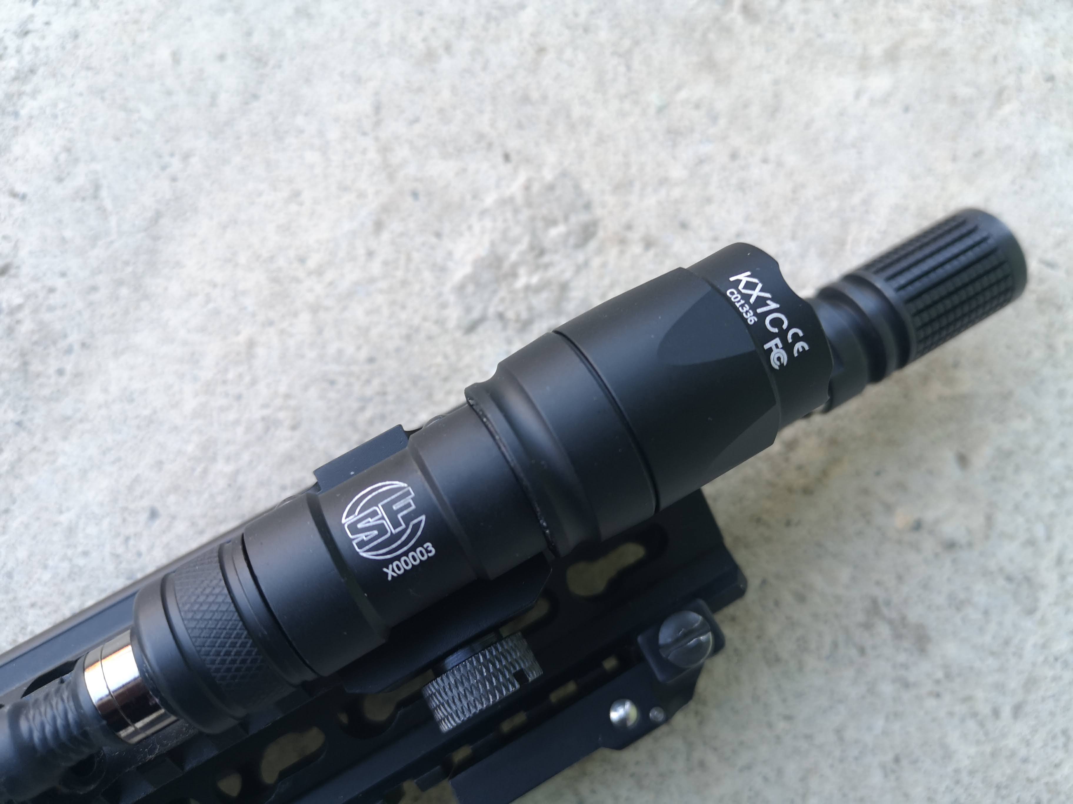 Latarka SureFire M300A włącznik żelowy