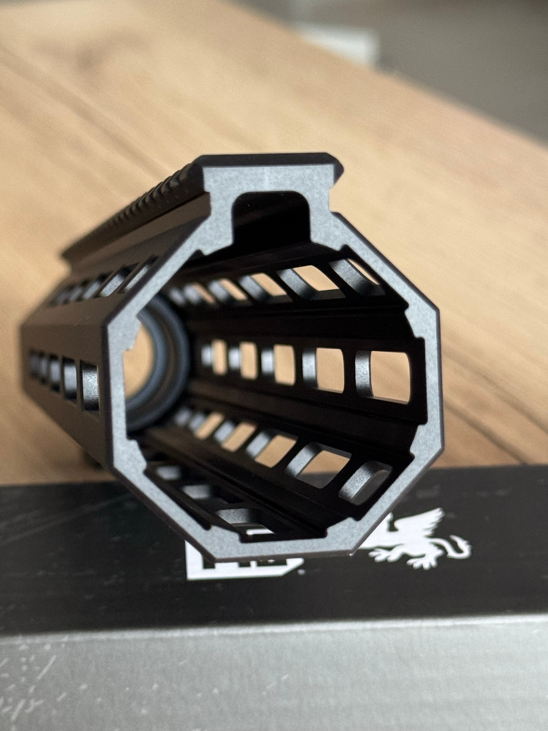 Front handguard PTS Griffin Armament SR-Rigid 10.5” M-LOK szyna ris łoże