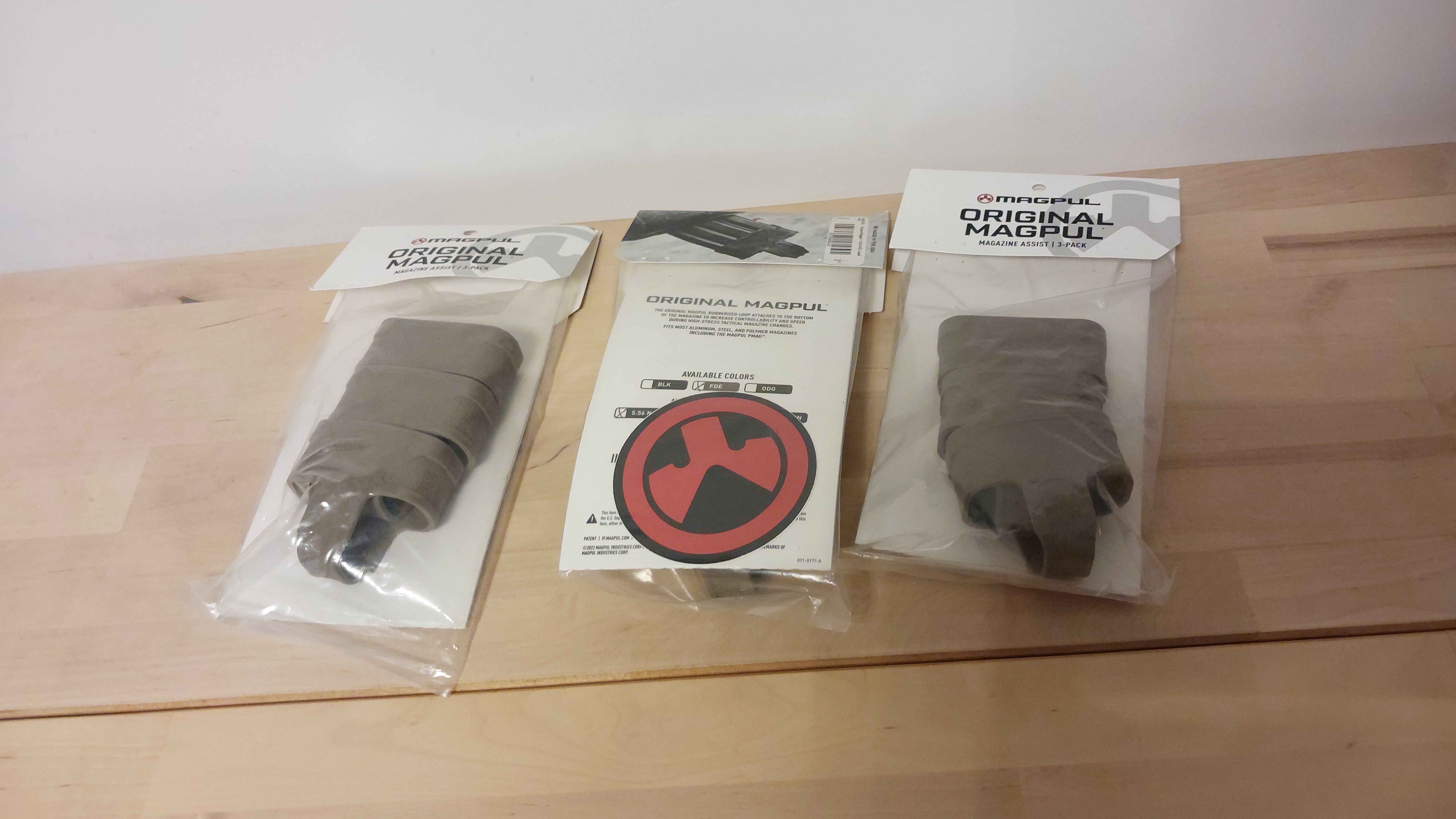 Magpul Original 5.56 NATO MAG001 FDE - uchwyty mag-pull do magazynków STANAG