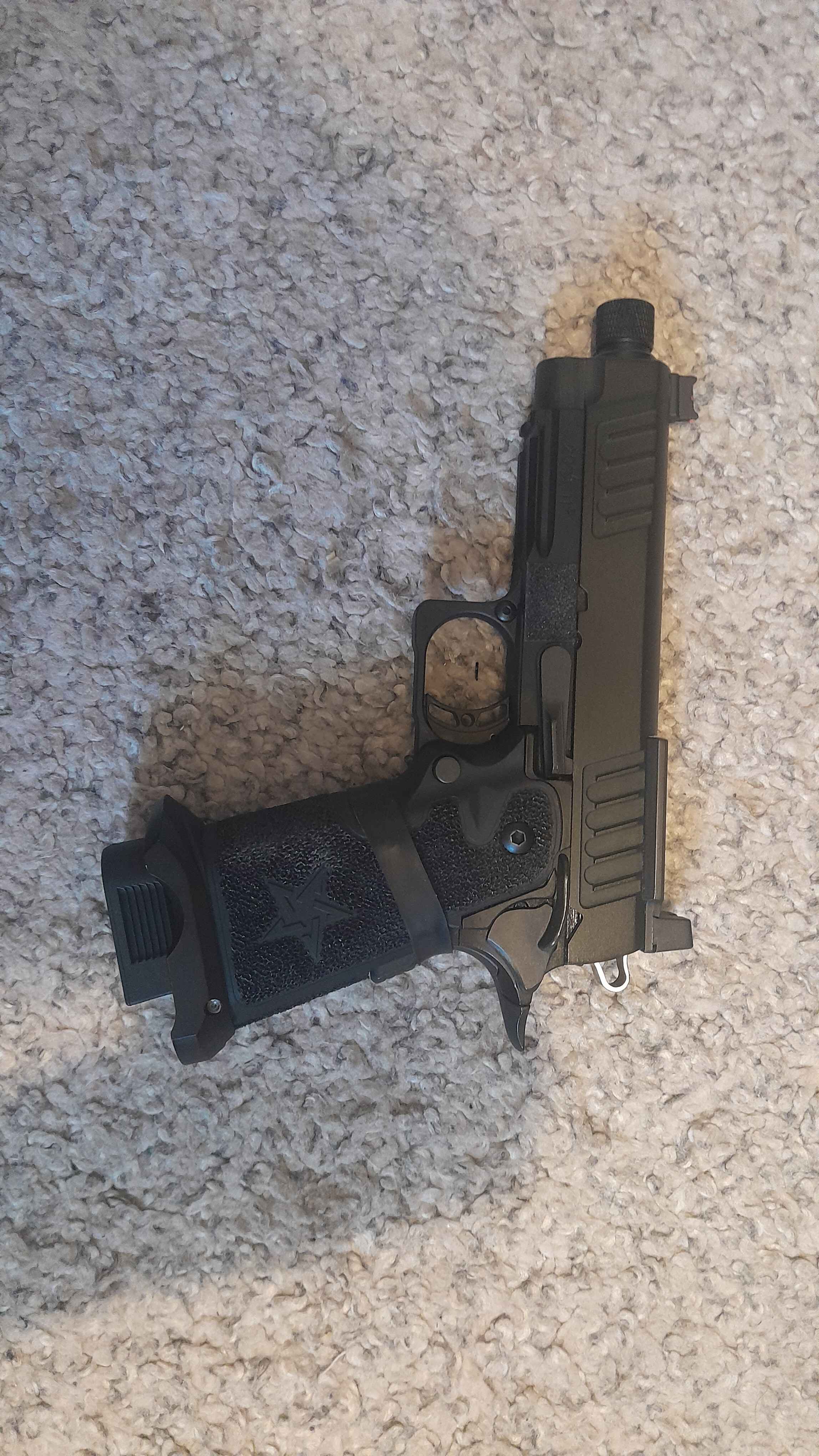 Hi-capa EMG/Army Armament Staccato C2 Upgraded