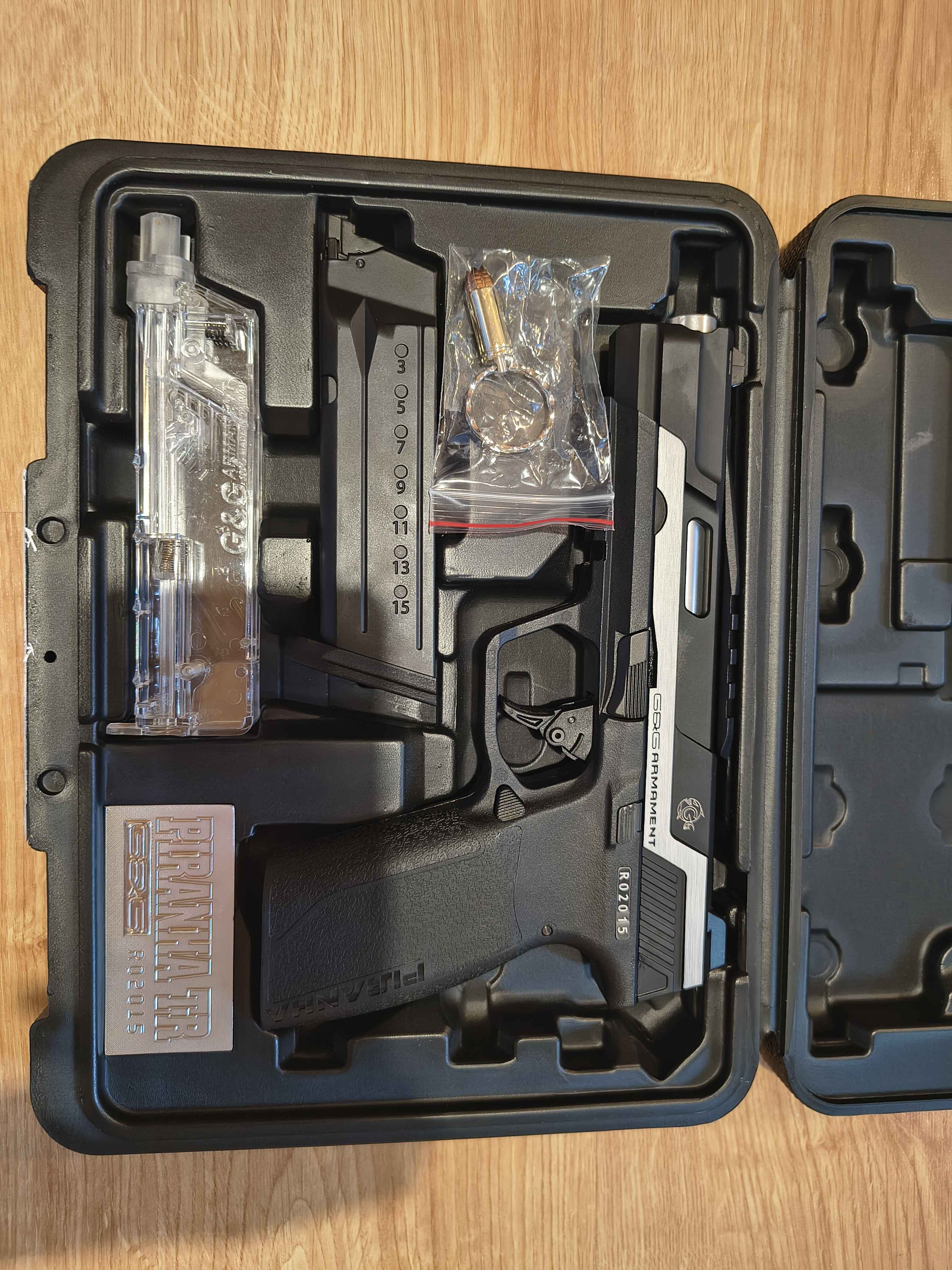 Sprzedam  g&g piranha tr silver