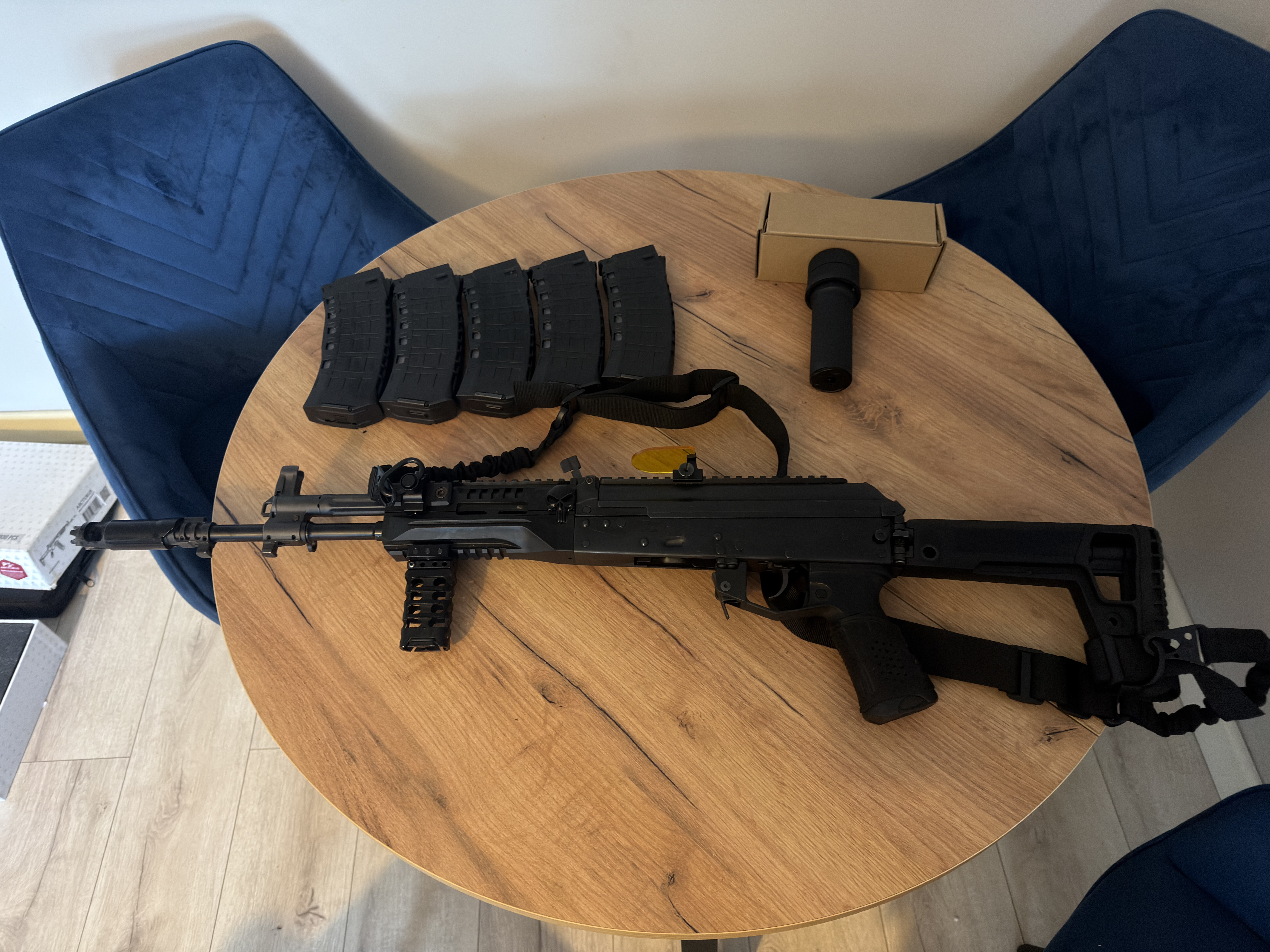 Arcturus AT-AK12U-PE Limited Edition - Pełne wyposażenie