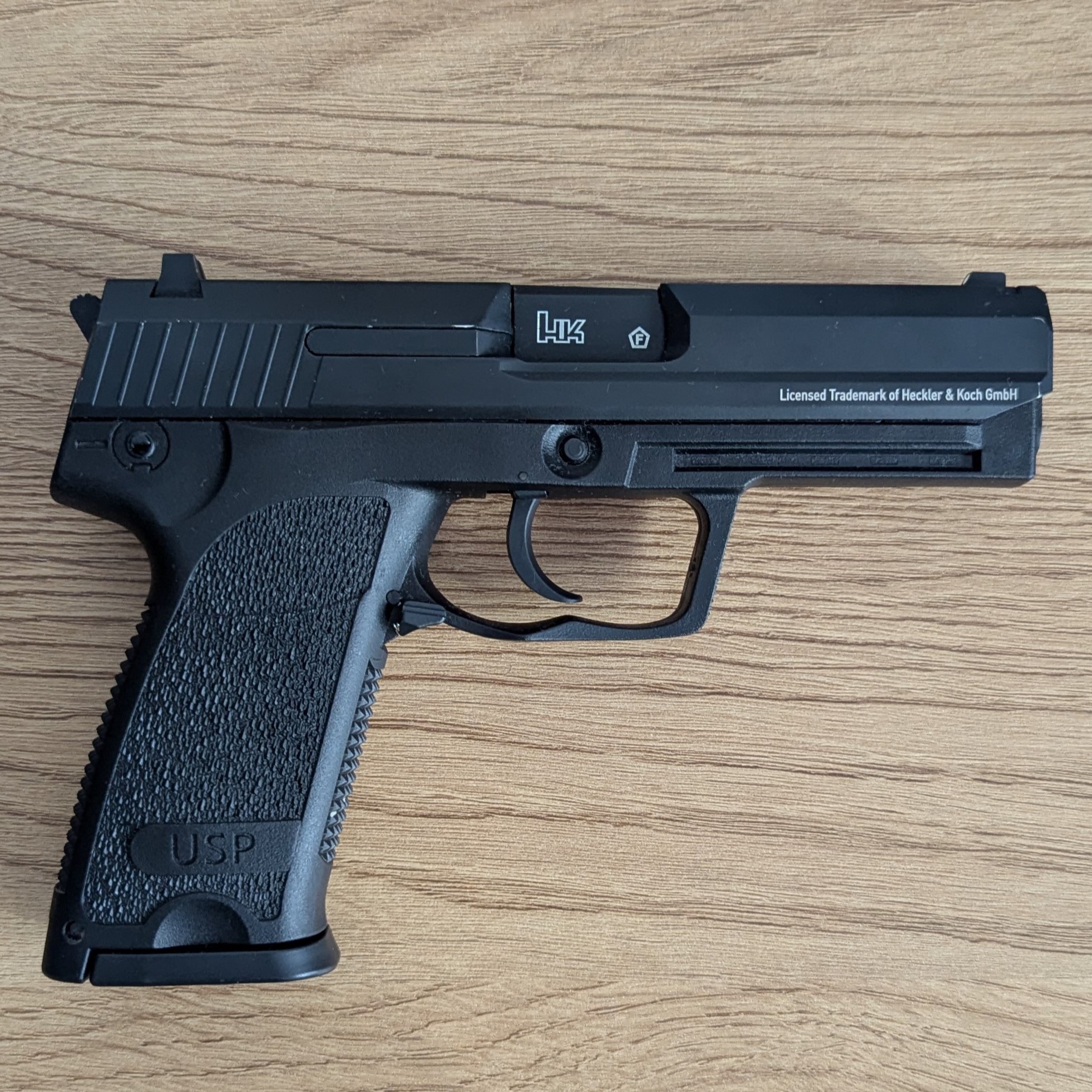 Replika pistolet ASG H&K Heckler&Koch USP blowback 6 mm