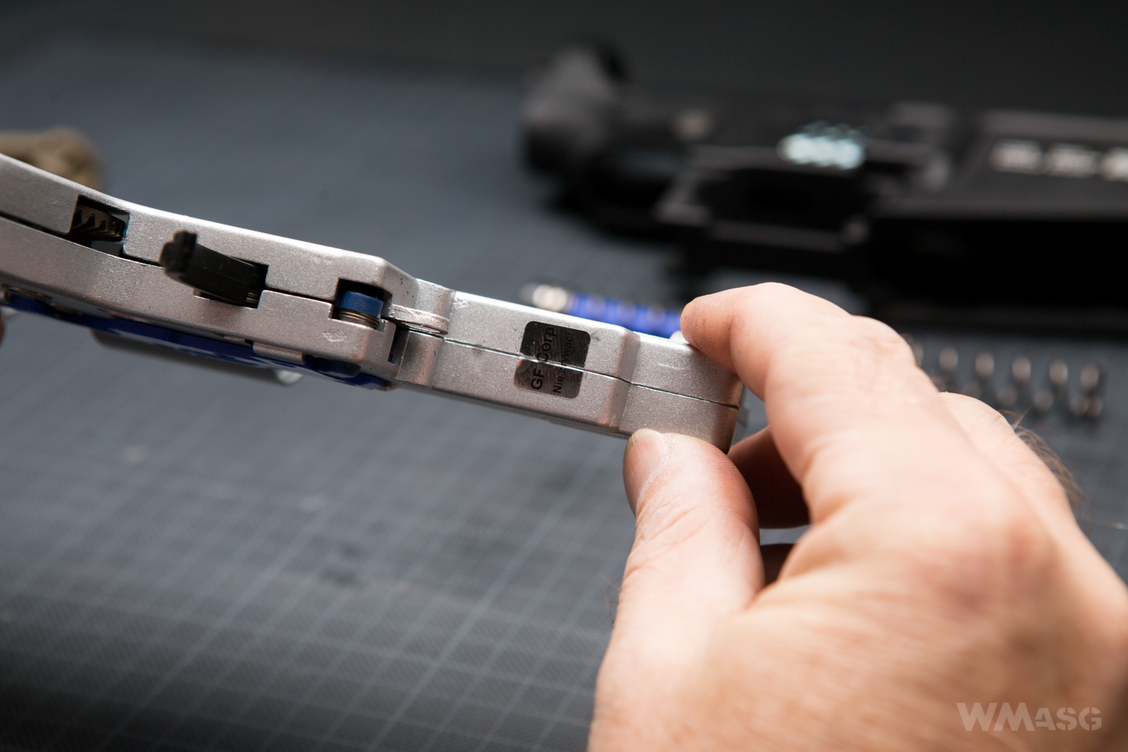 Specna Arms SA-E12 PDW - wewnątrz