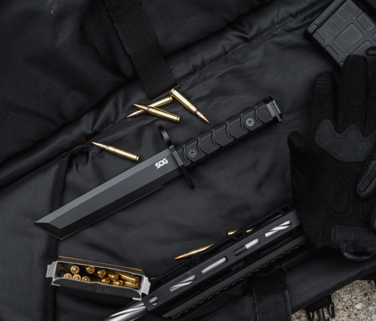 Nowy bagnet SOG: BAR15T Tanto Bayonet