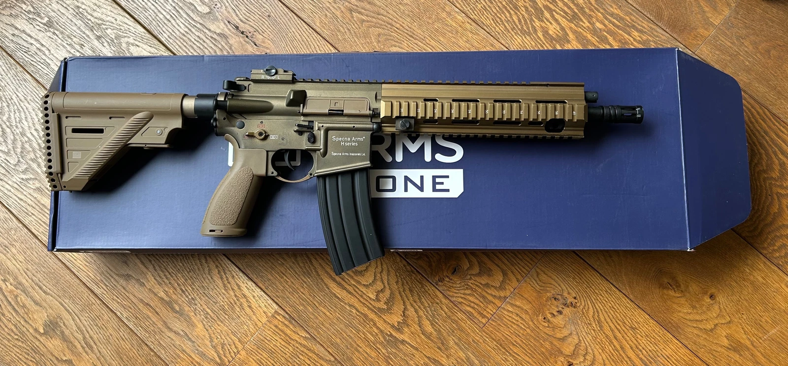 SA-H11 special arms tan