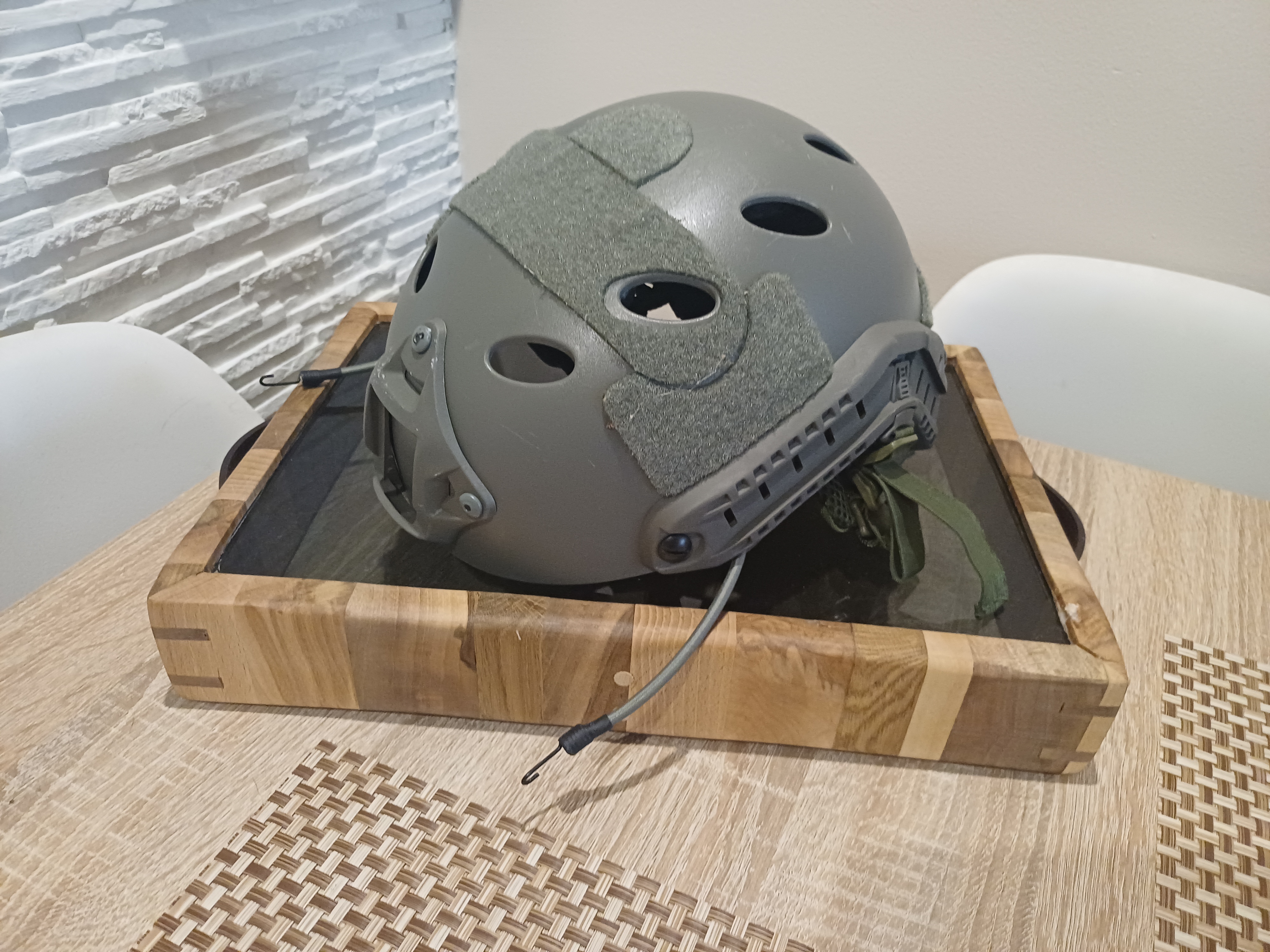 Zestaw ASG – repliki + oporządzenie (Specna Arms / Novritsch / Tasmanian Tiger)