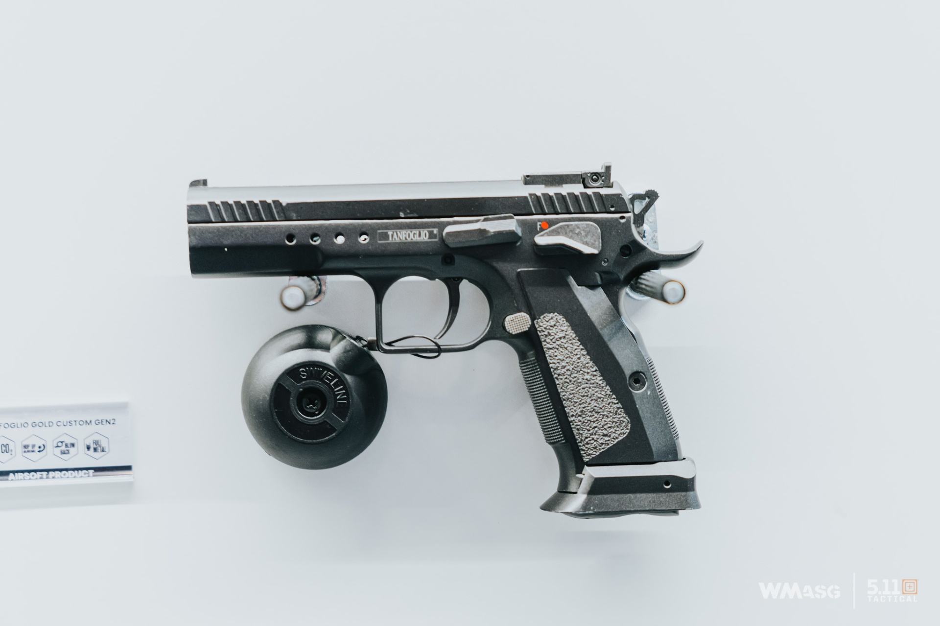 Cybergun na IWA 2023