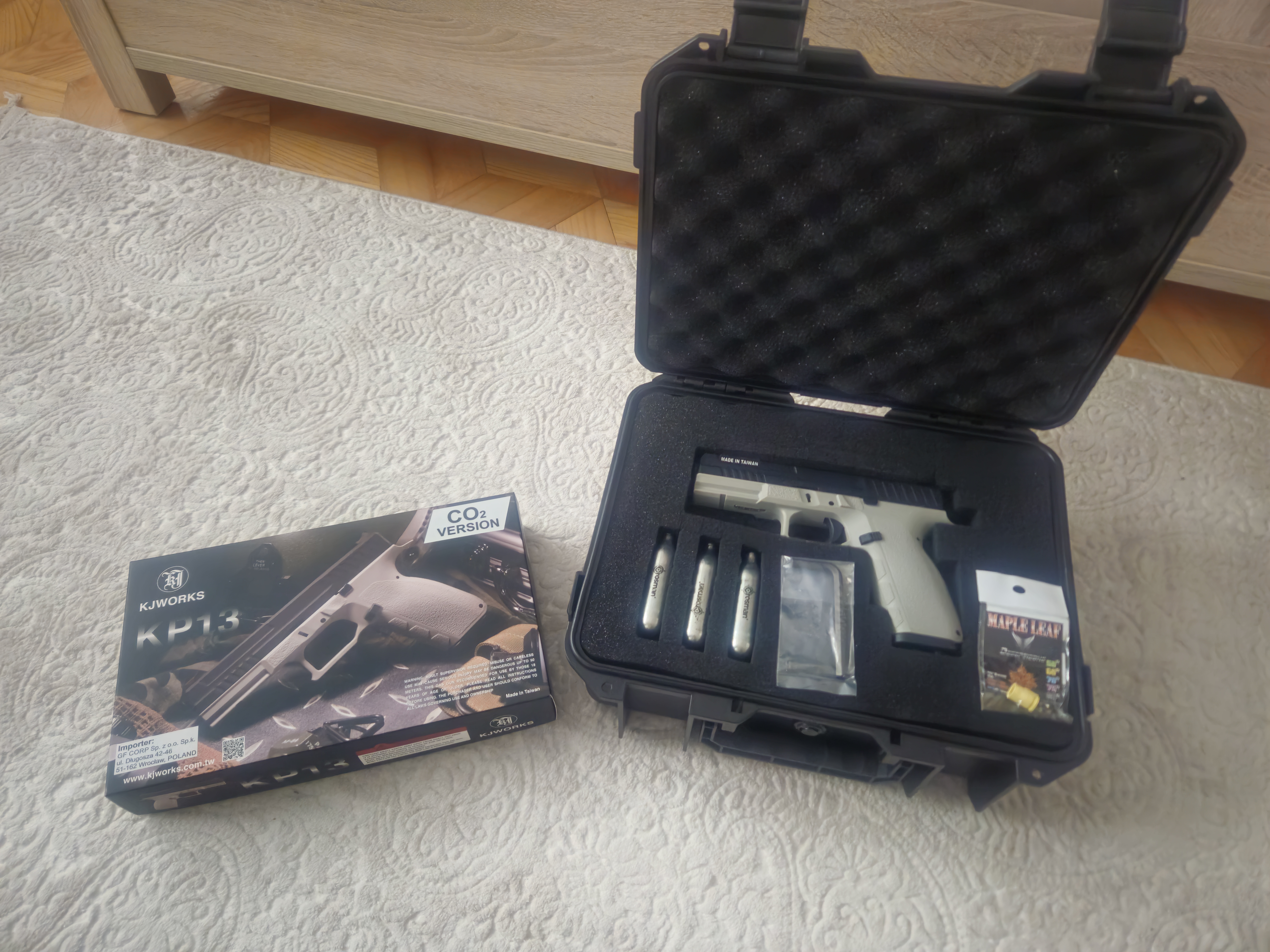 KJW kp-13 CO2