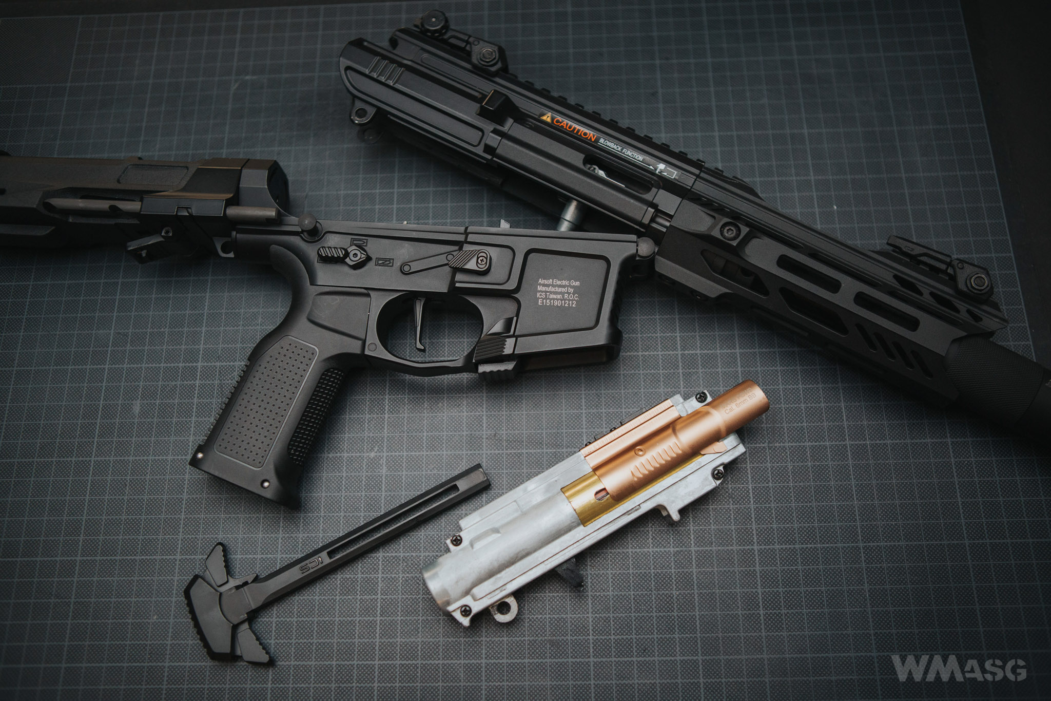 ICS CXP-MARS PDW9 wewnątrz