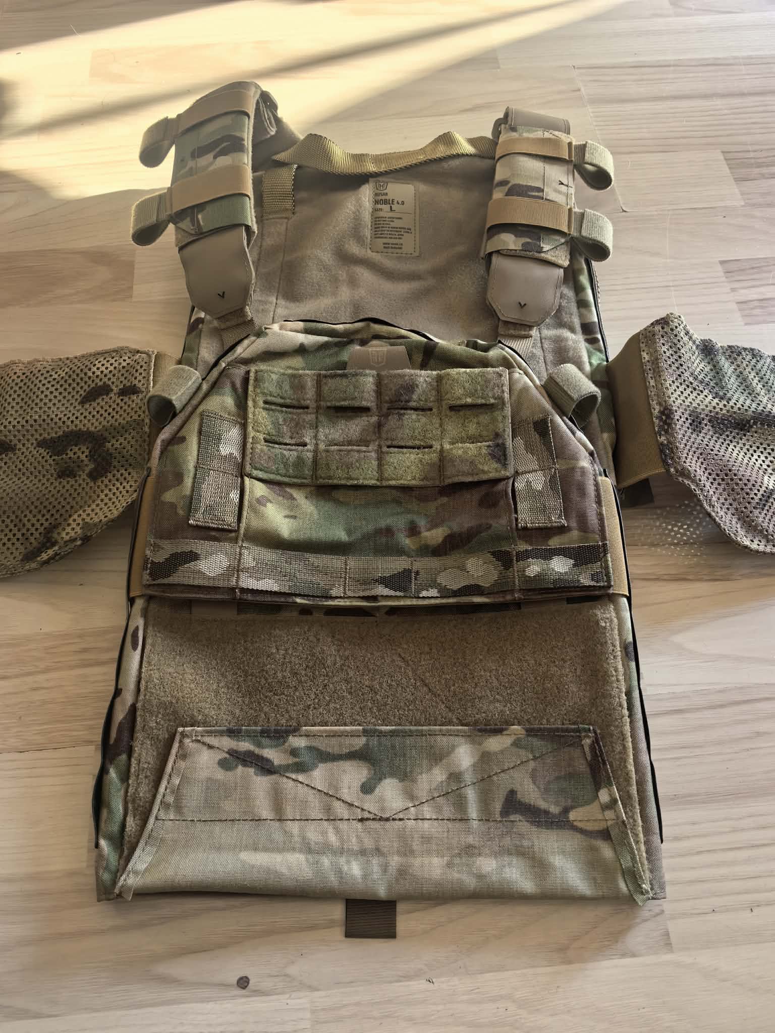 PLATE CARRIER HUSAR NOBLE 4.0