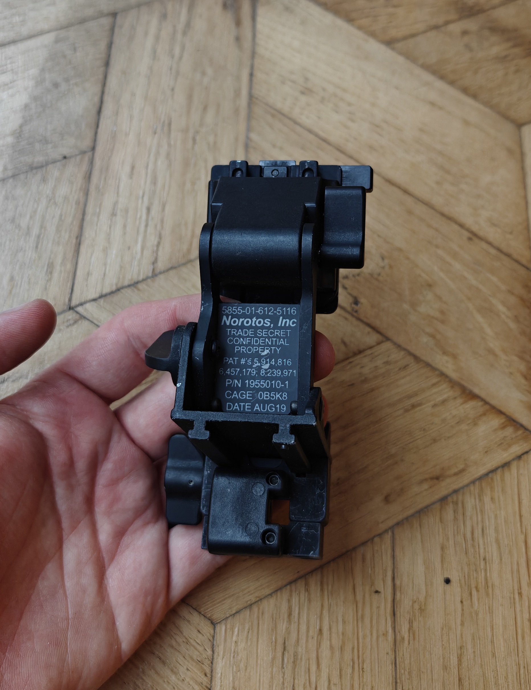 Ramię Norotos Rhino II NVG PVS noktowizor PVS-14