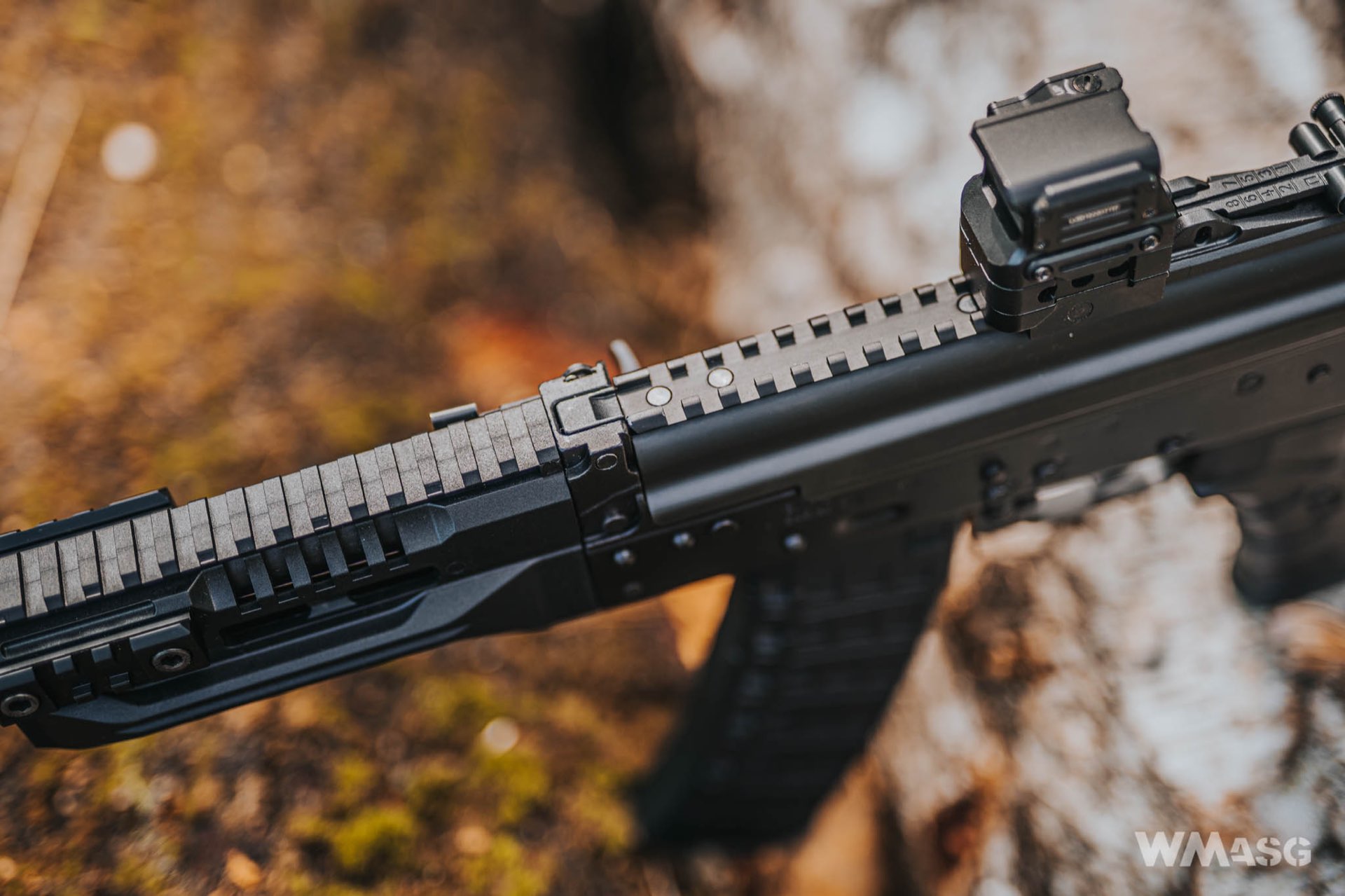 Arcturus AT-AK12
