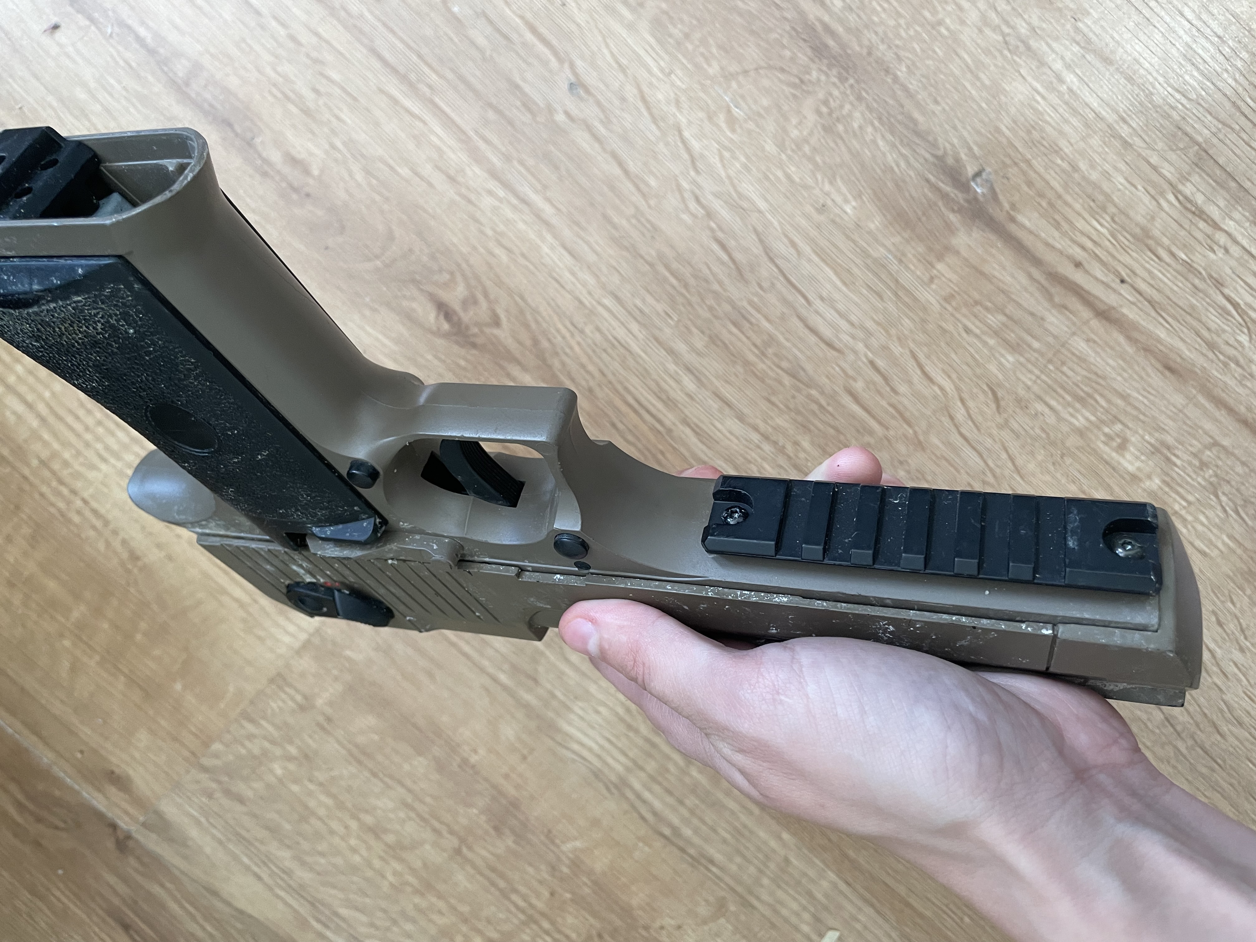 Replika AEP Desert Eagle (Cyma CM.121) Tan - Korpus / Uszkodzona / Na części
