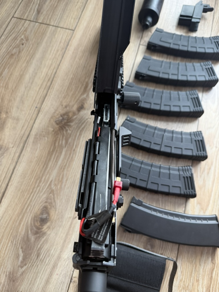 AK 105 CYMA Full Steel Zenitco