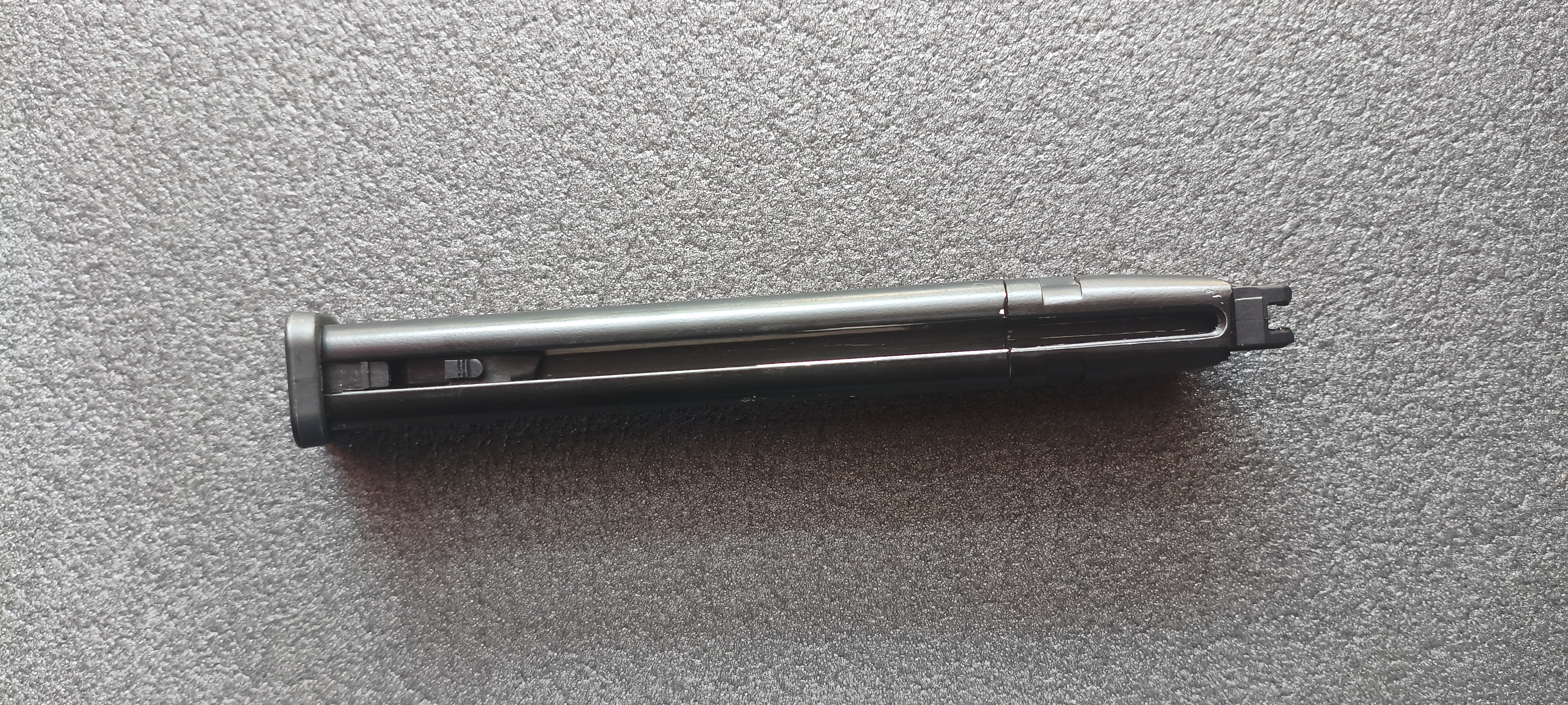 AAP-01 - 2 magazynki (23 + 50 kulek)