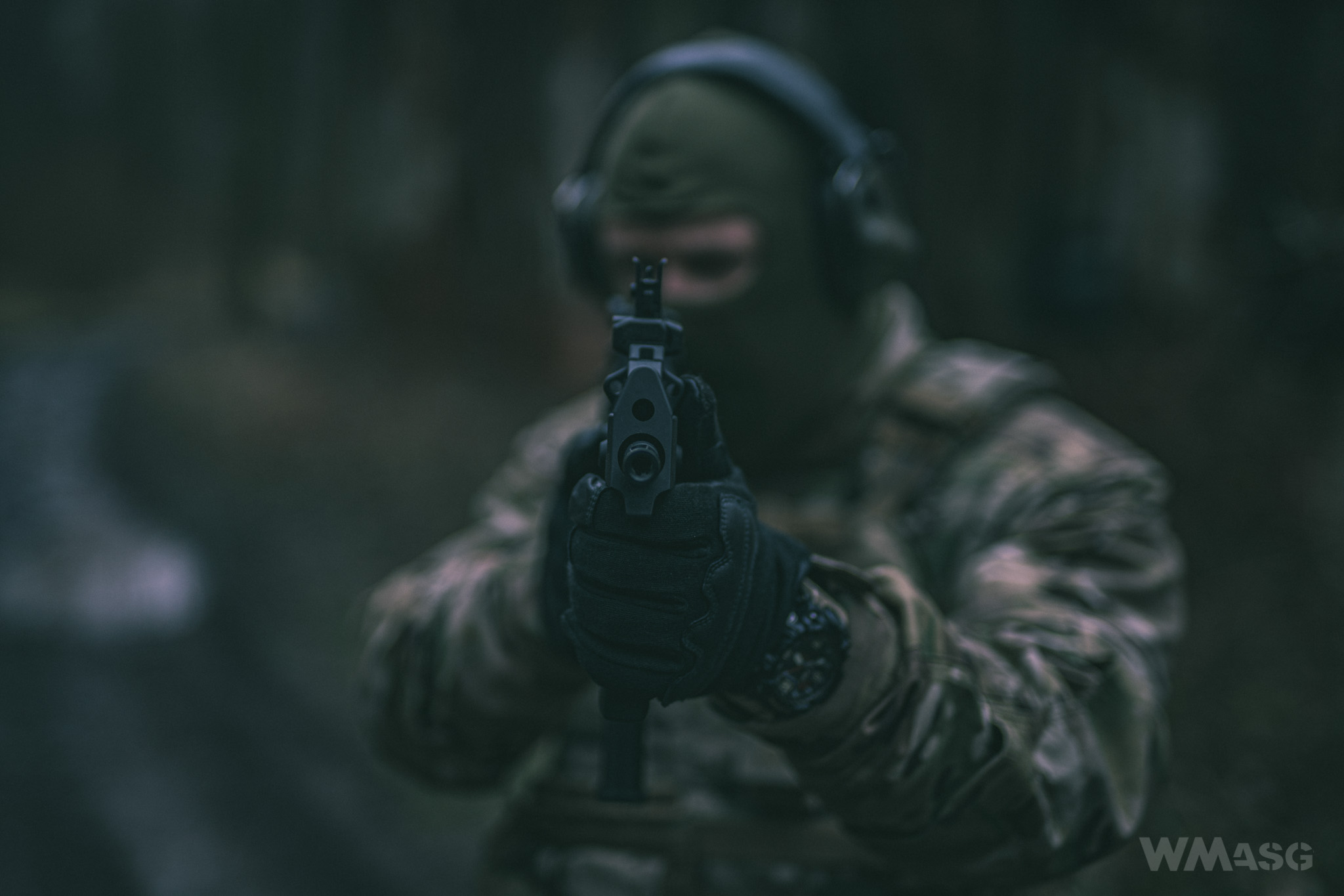 HK MP7A1 AEG - UMAREX/VFC- w terenie