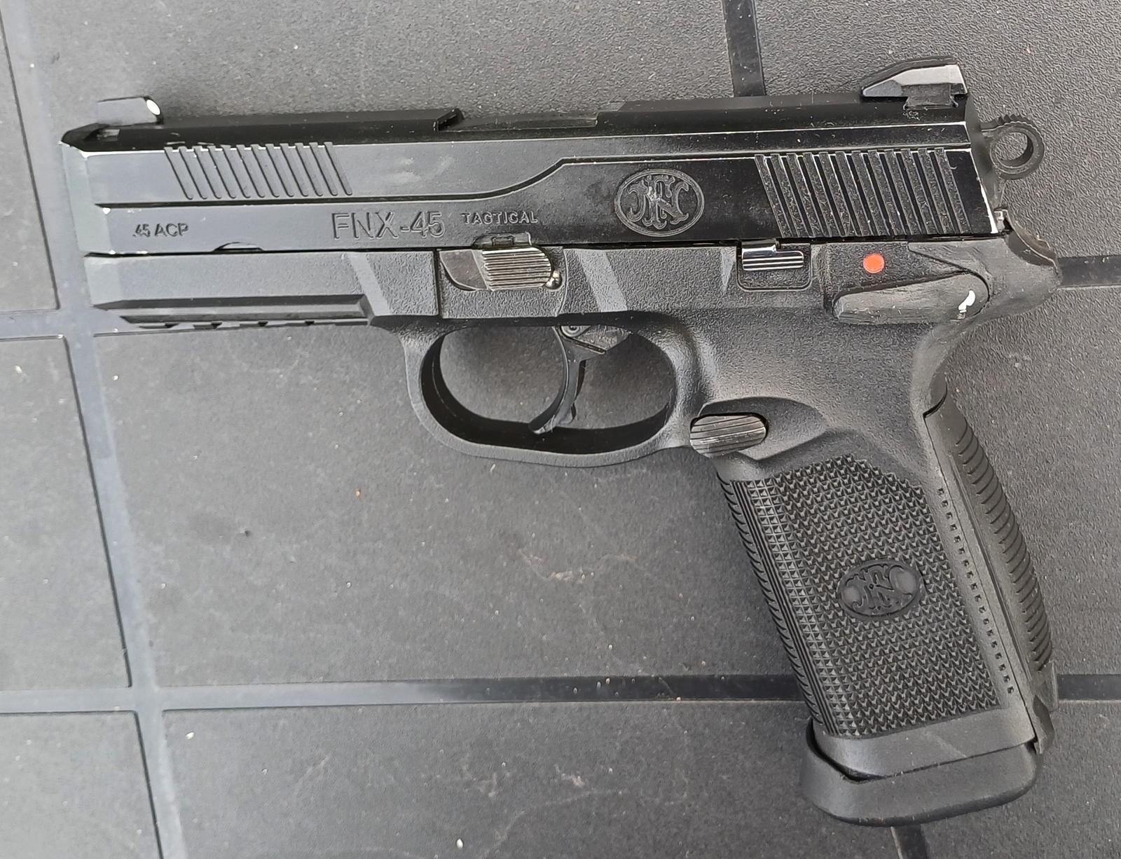 Cybergun / VFC - FN Herstal FNX-45 Civilian