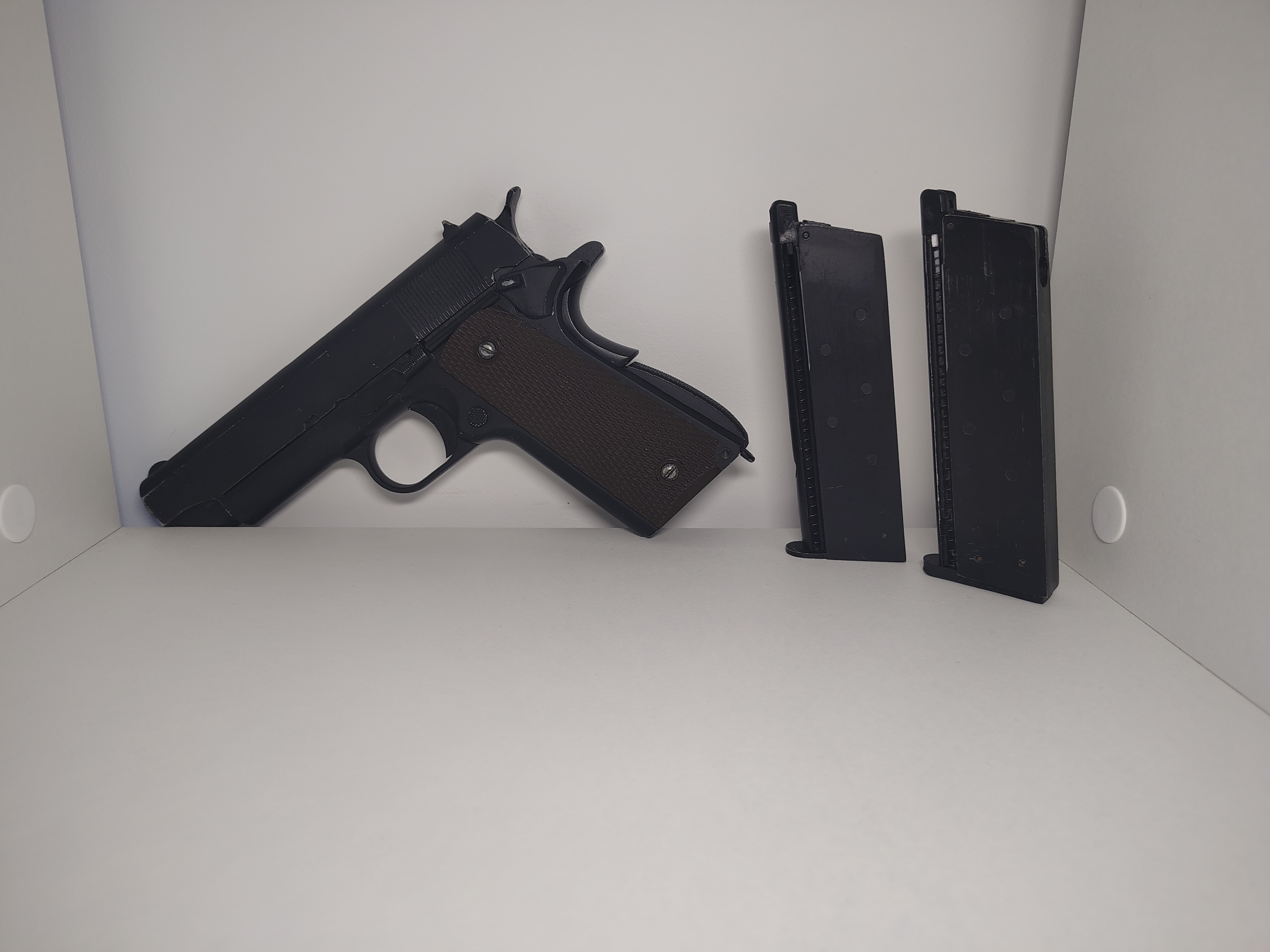Pistolet GBB Model 1943 + 2 magazynki Green Gas [USZKODZONY]
