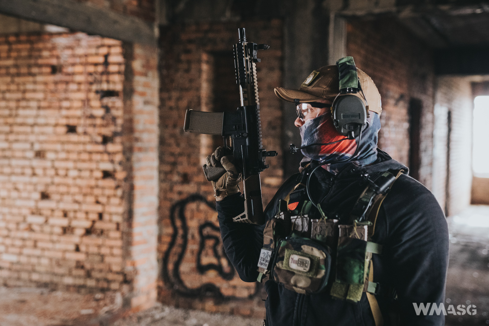 Specna Arms SA -E12 PDW Edge BK-TAN (sesja w terenie)